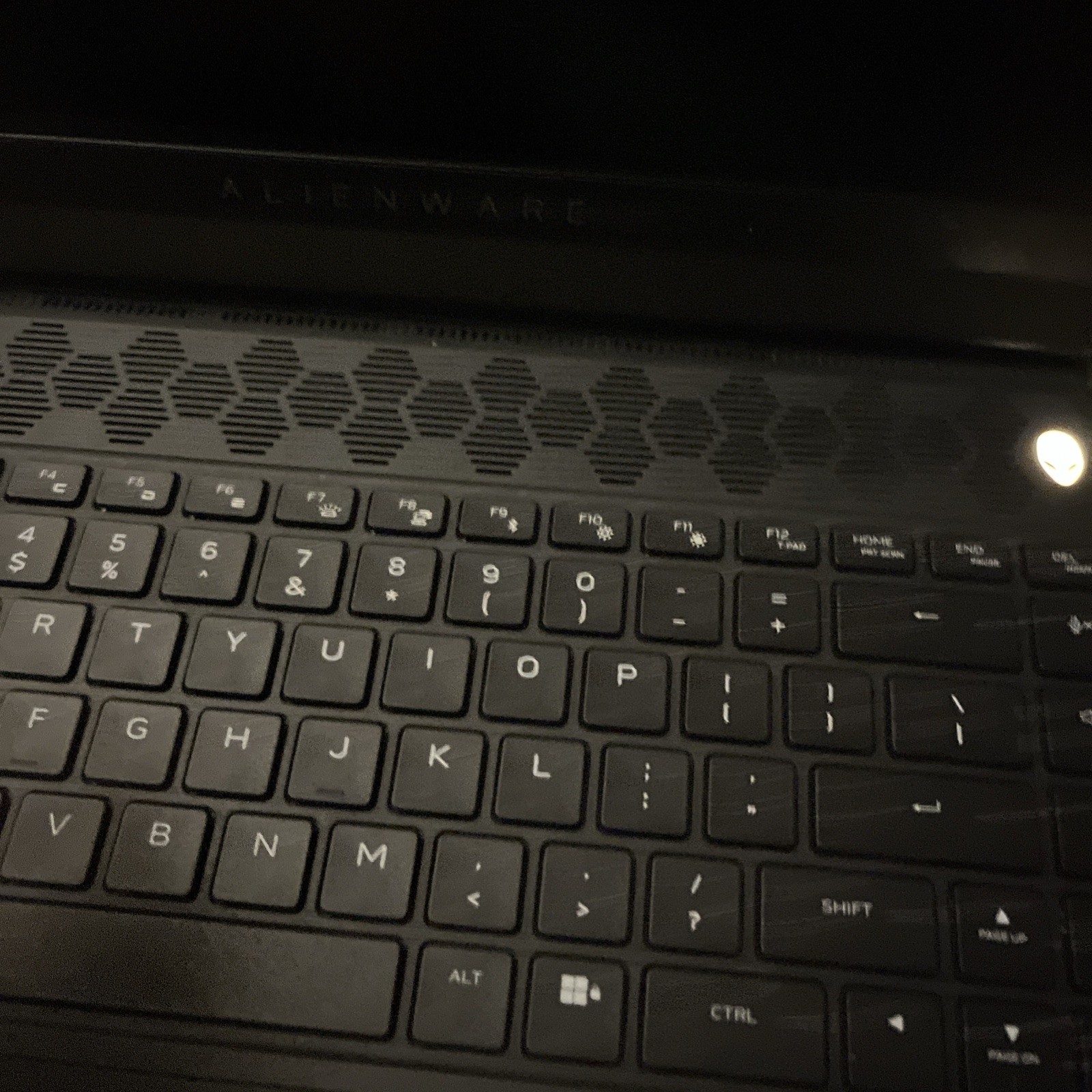 Alienware M15 R7 15.6 | i7-12700H | GeForce RTX 3070ti – for parts