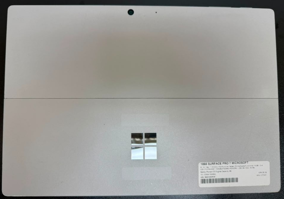Microsoft Surface Pro 7 i5-1035G4 8GB RAM 256GB SSD 12.3″ Touch White Spot Used