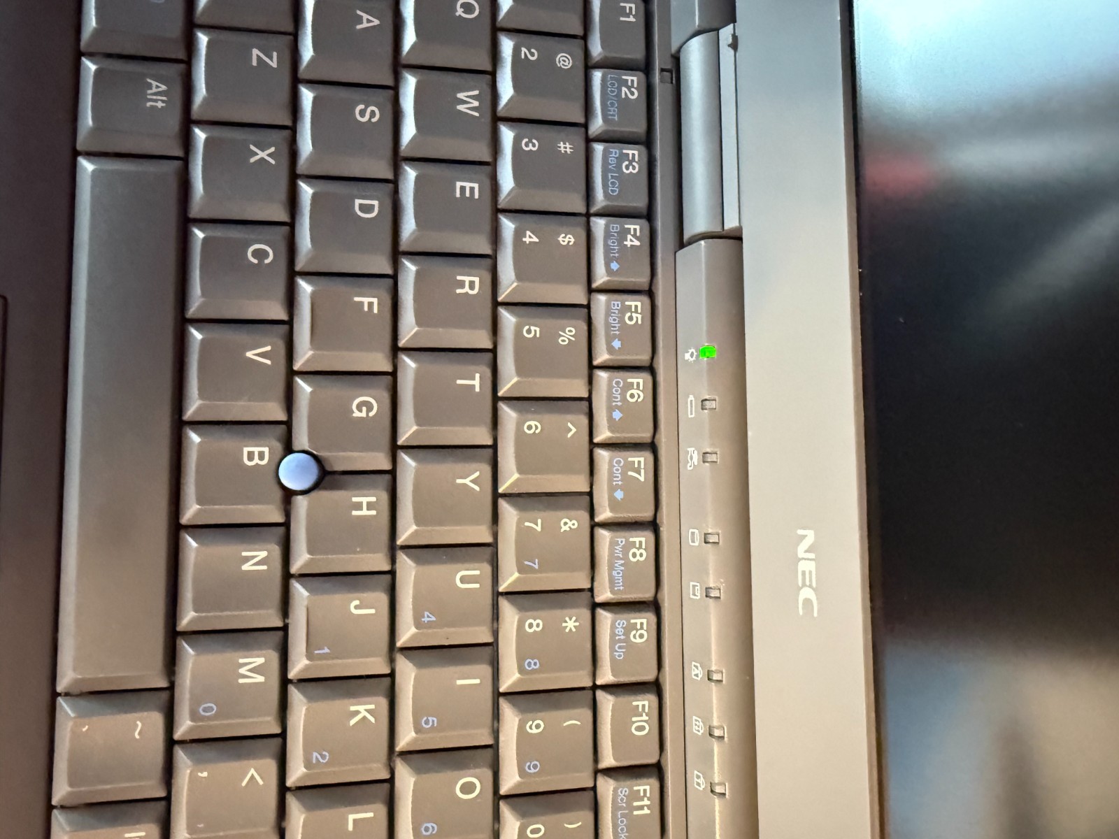 Rare 1994 NEC Versa S/33 486SL Laptop