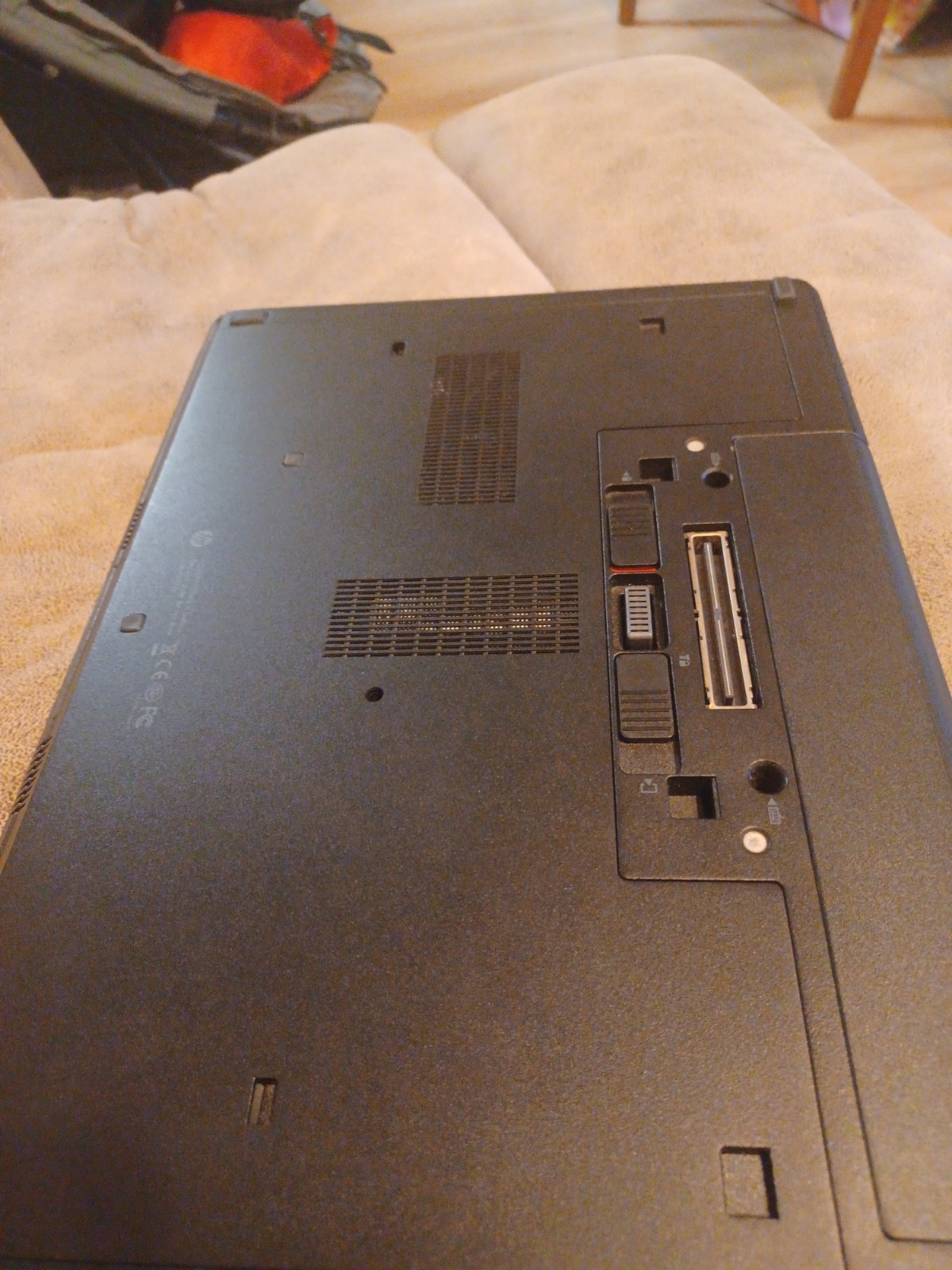 hp elitebook 8470p i5 vpro 8gb ram – No HDD