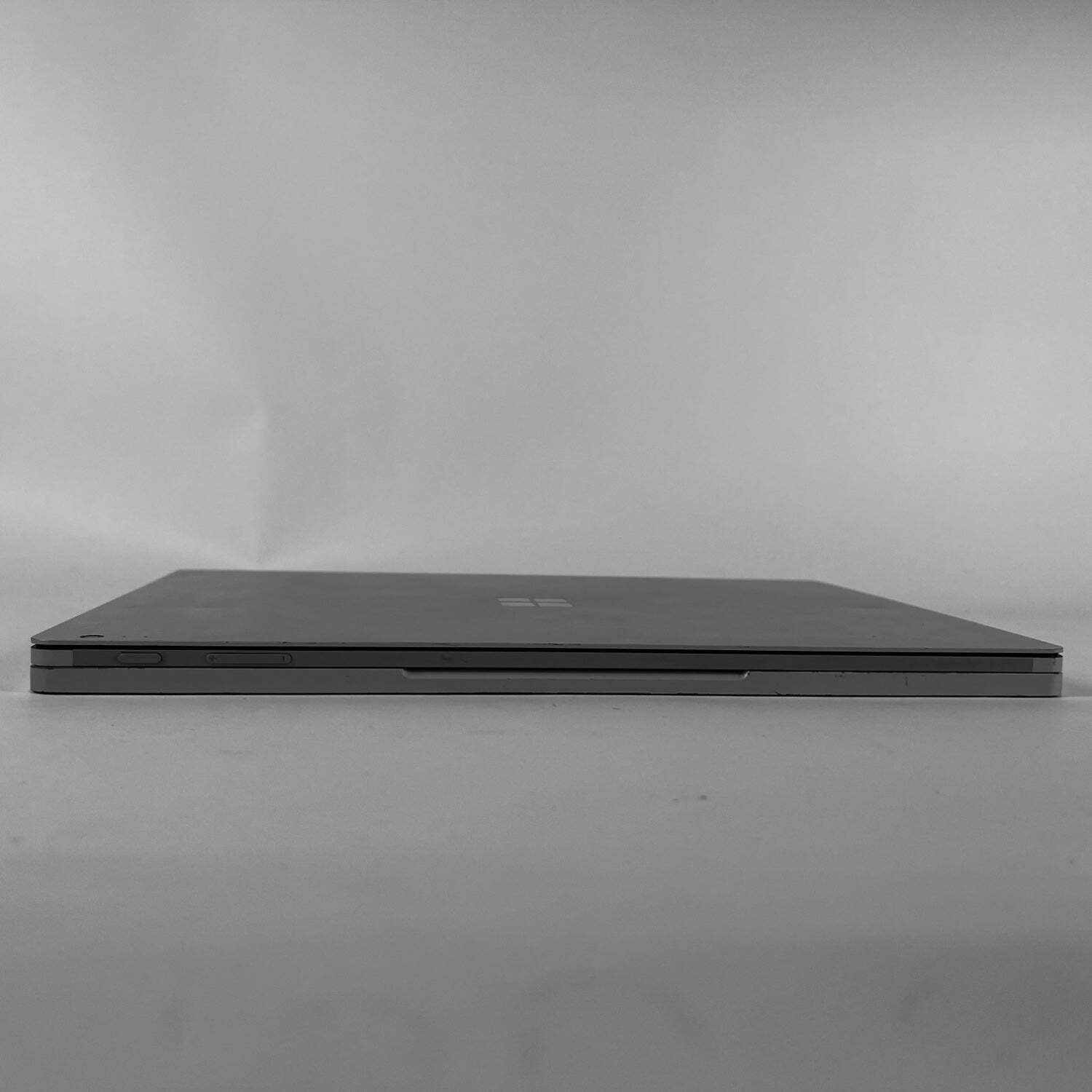 Microsoft Surface Book 2 13.5″ i7-8650U 2.11GHz 16GB RAM 1TB SSD