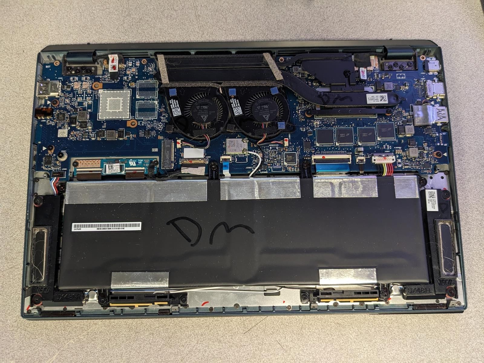 ASUS ZENBOOK UX481F i5-10210U @ 1.60GHz, 8GB RAM, NO HDD/OS – UNTESTED/FOR PARTS