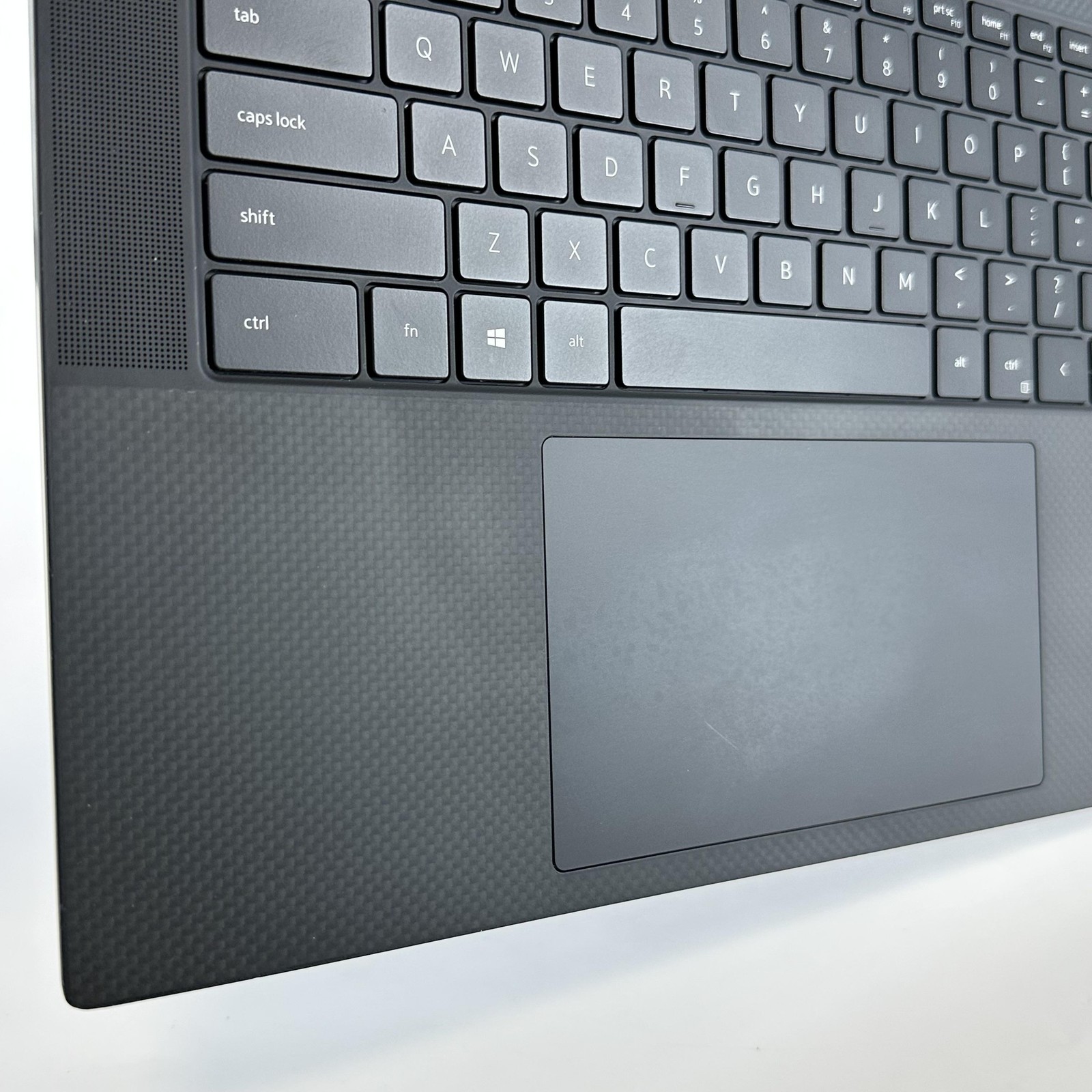 Dell Precision 5550 15.6 FHD+ i7-10750H 2.6GHz 32GB 512GB SSD Quadro T2000 Max-Q