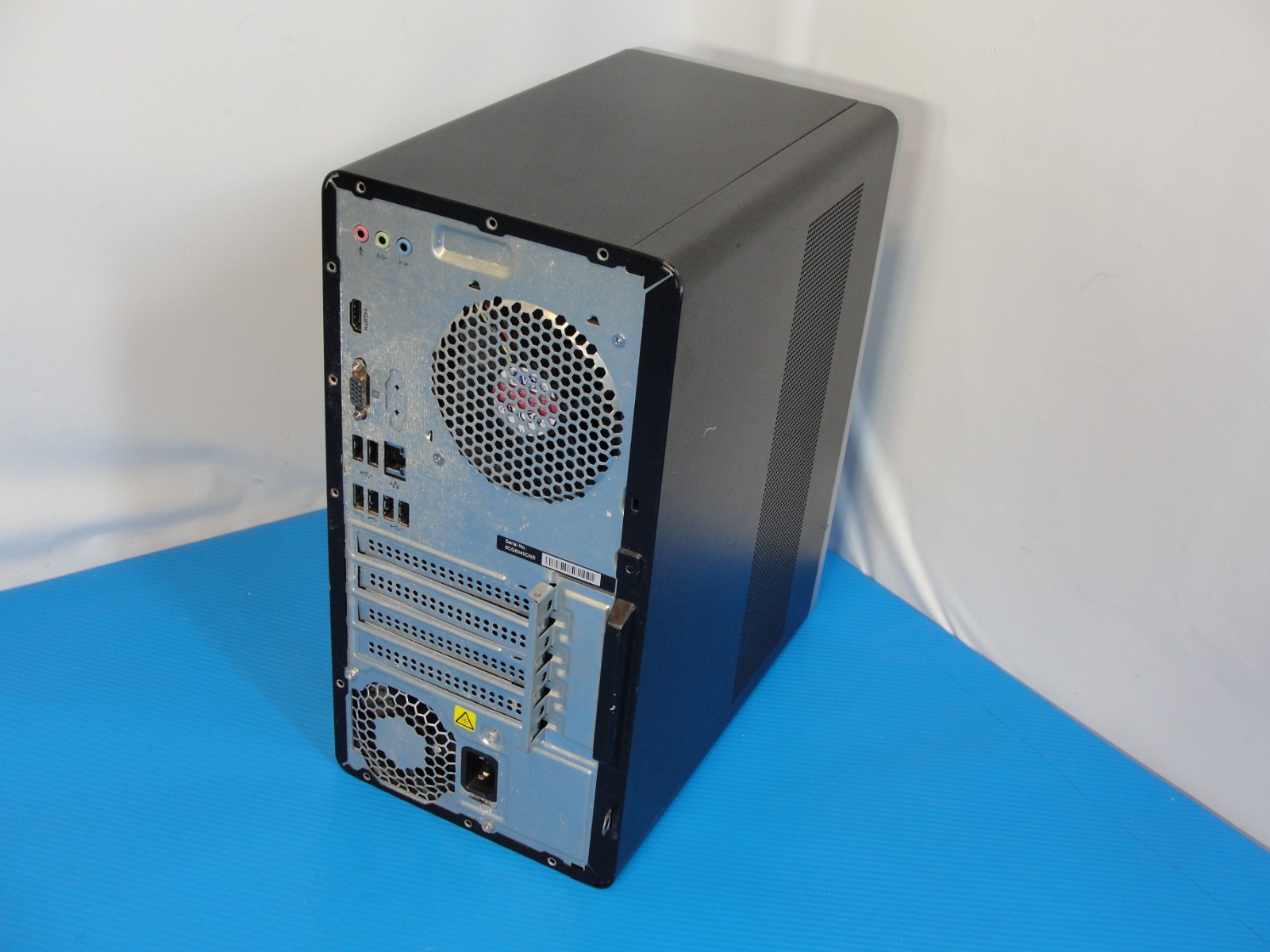 HP Pavilion 590-p0033w Desktop PC i3-8100 4GB RAM 1TB WIFI BT Win 11 Home