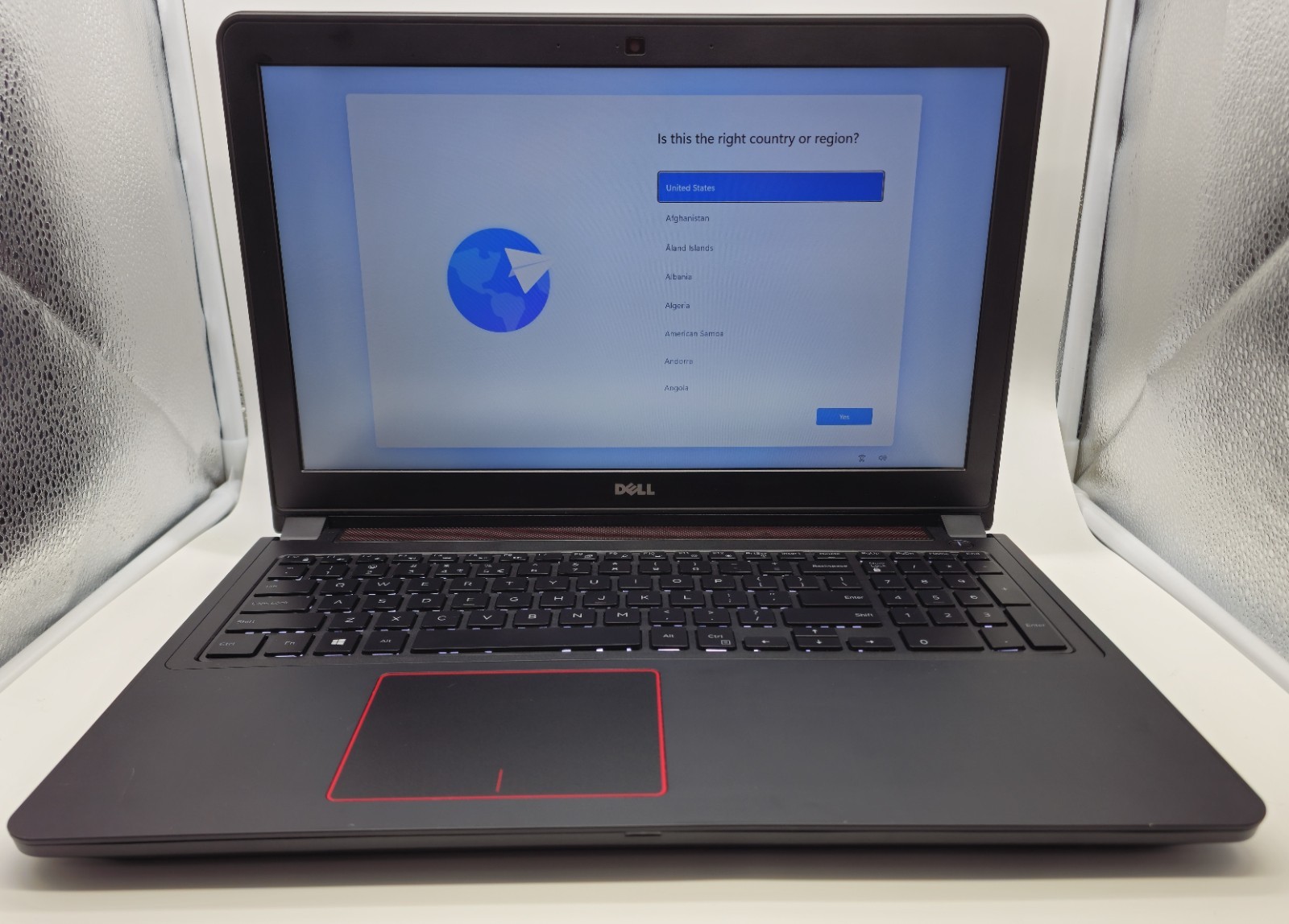 Dell Inspiron 15 5577 | i7-7700HQ | 1TB NVME | 16GB RAM | GTX 1050 | Win 11 Home