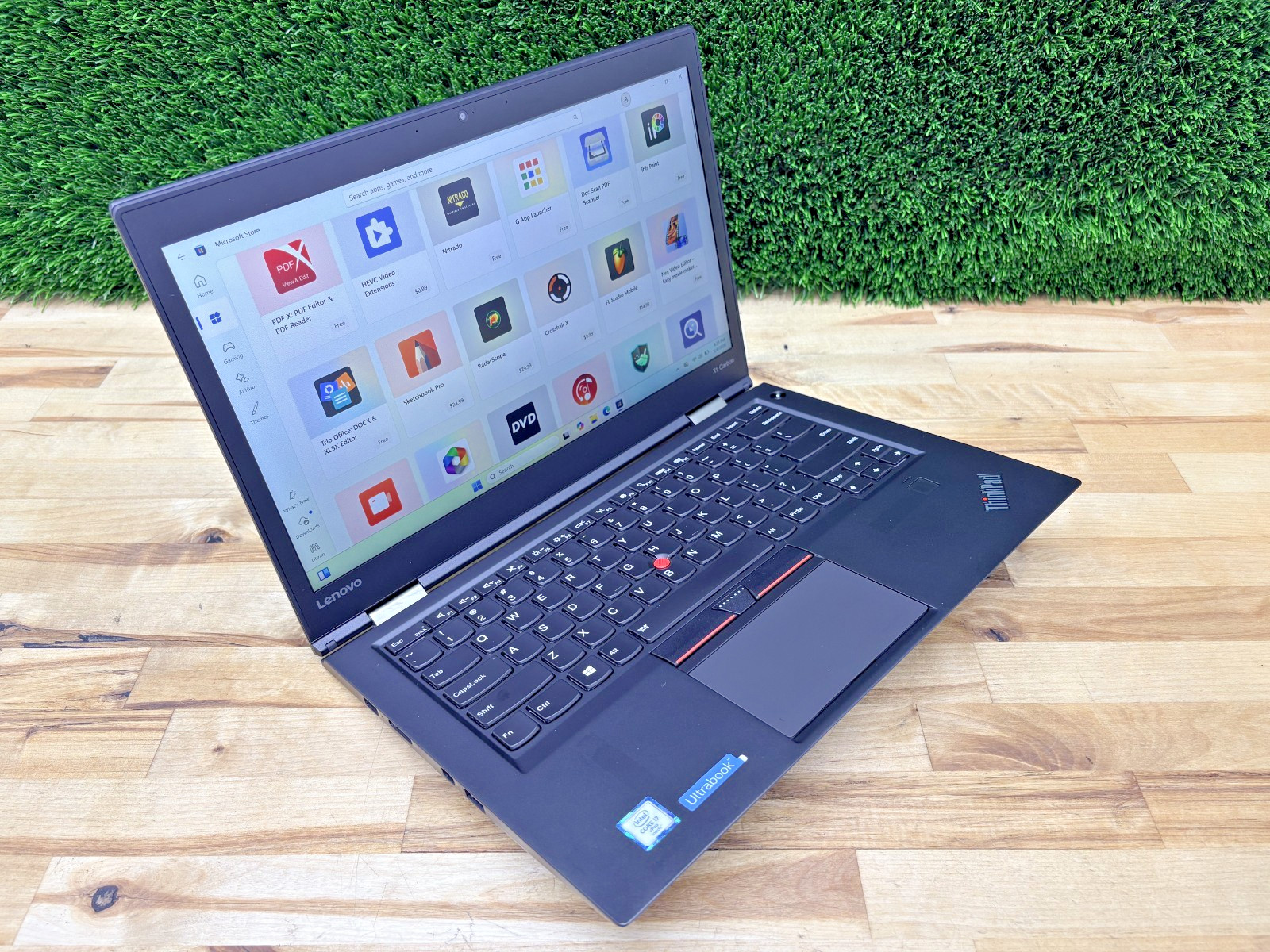 Lenovo ThinkPad x1 Carbon G 4 i7-6th Gen 2.60GHz 16GB RAM 256GB SSD Win 11 Pro*