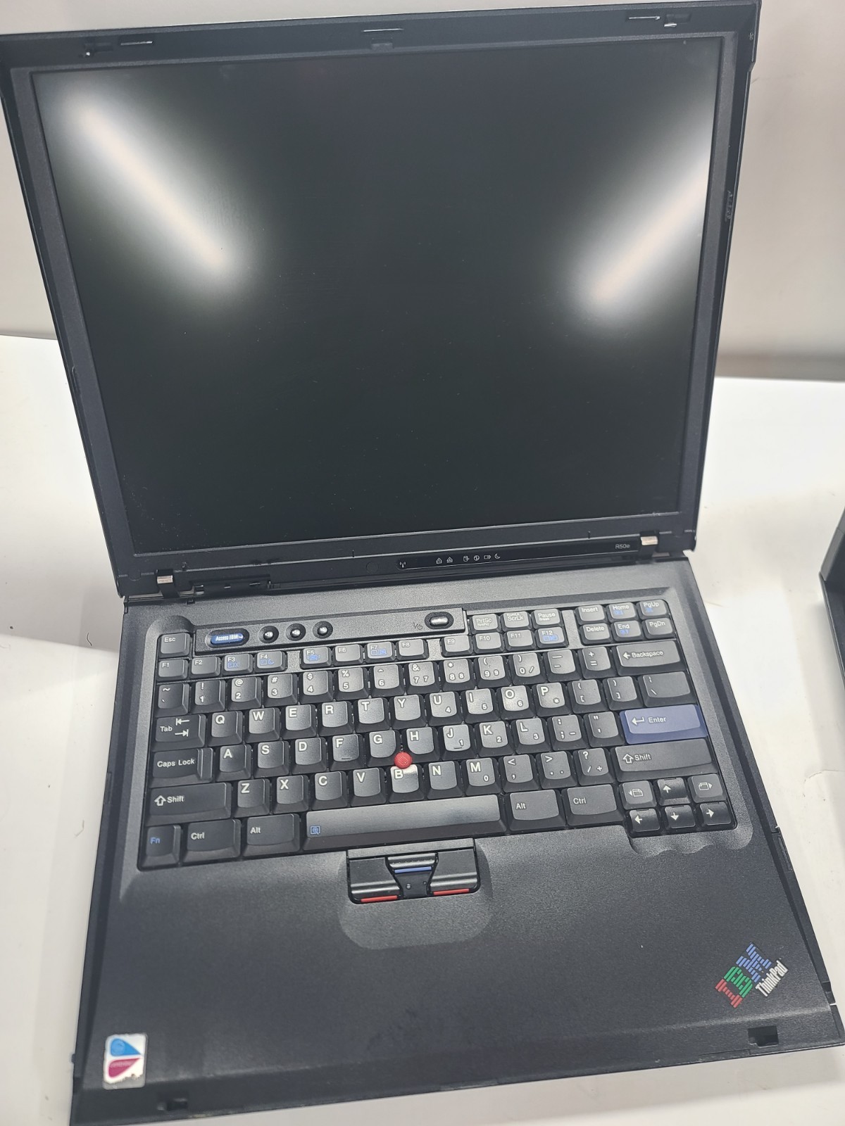 IBM ThinkPad R50e/ IBM ThinkPad I Series. No HARD-DRIVES. Untested