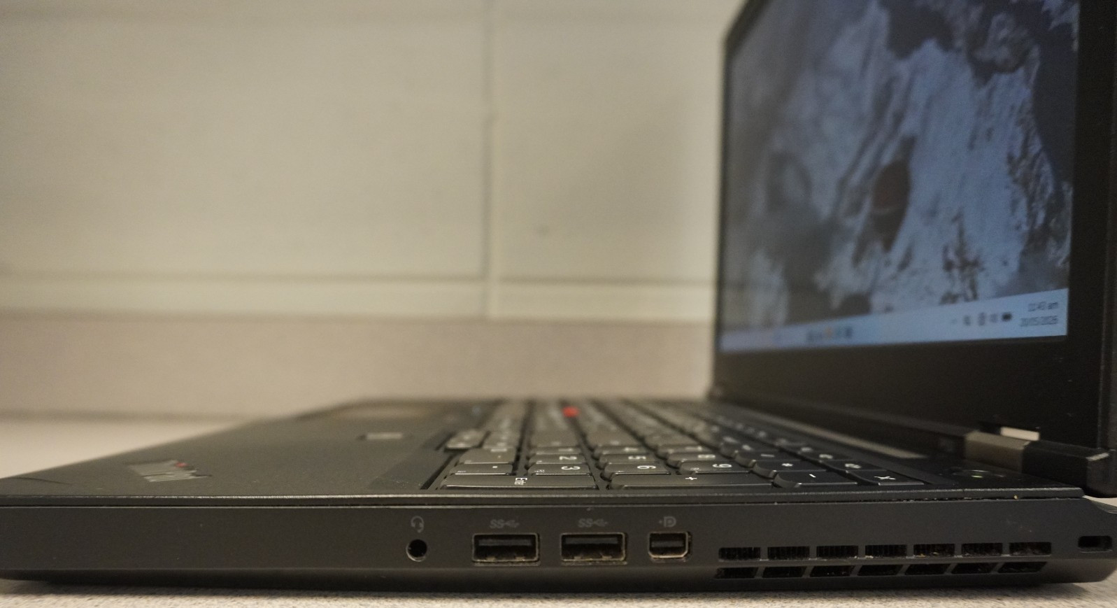 Lenovo Thinkpad P50 15.6″ Intel i7-6700HQ 16GB RAM 2TB+256GB NVMe Quadro 1000M