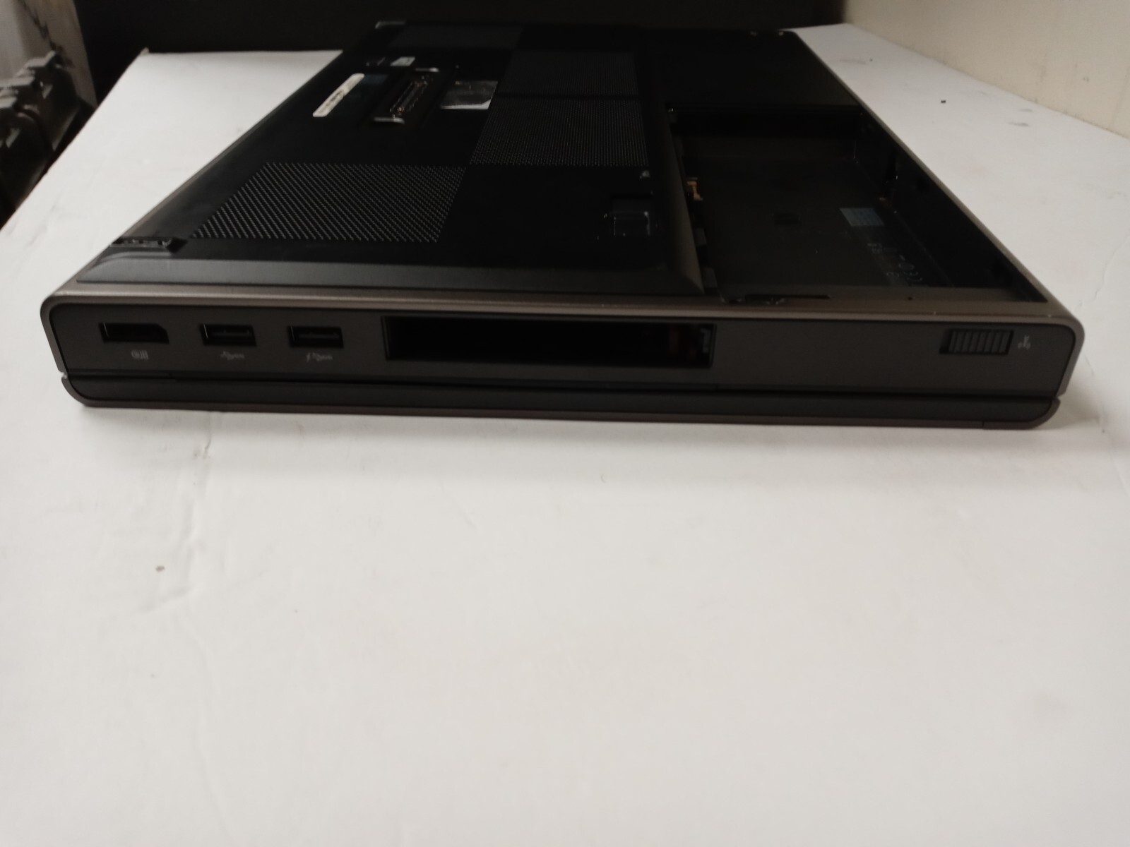 Dell Precision M4800 NVIDIA Quadro K1100M 8GB i7-4700MQ NO ADAPTER & NO BATTERY