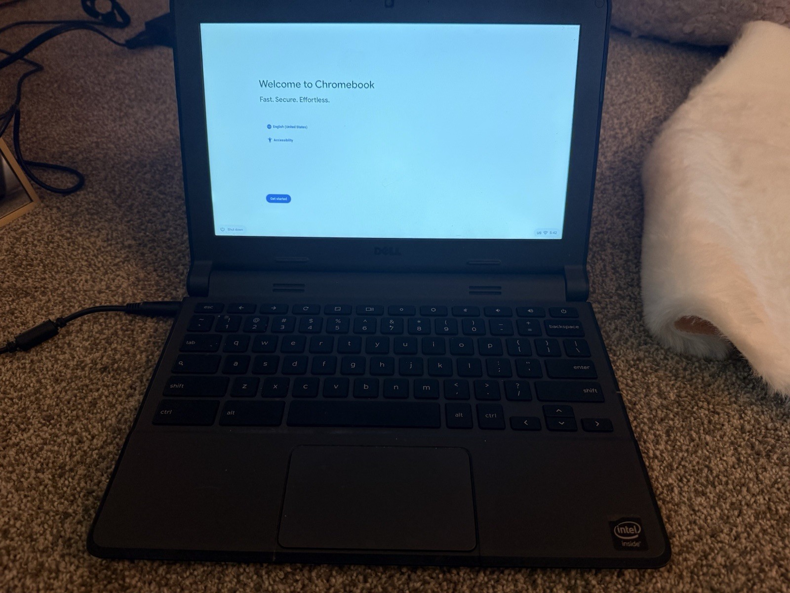 DELL CHROMEBOOK Laptop Barely Used with Charger Completely Wiped and Working