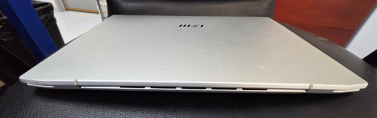 MSI Prestige 16 Evo A13M 165Ghz i7-13700H 32GB 512GB M.2 Win11