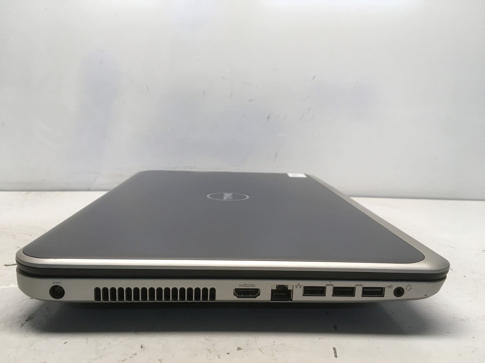 Dell Inspiron 5721 Intel i7-3537U 2GHz 8 GB NO HDD No Batt