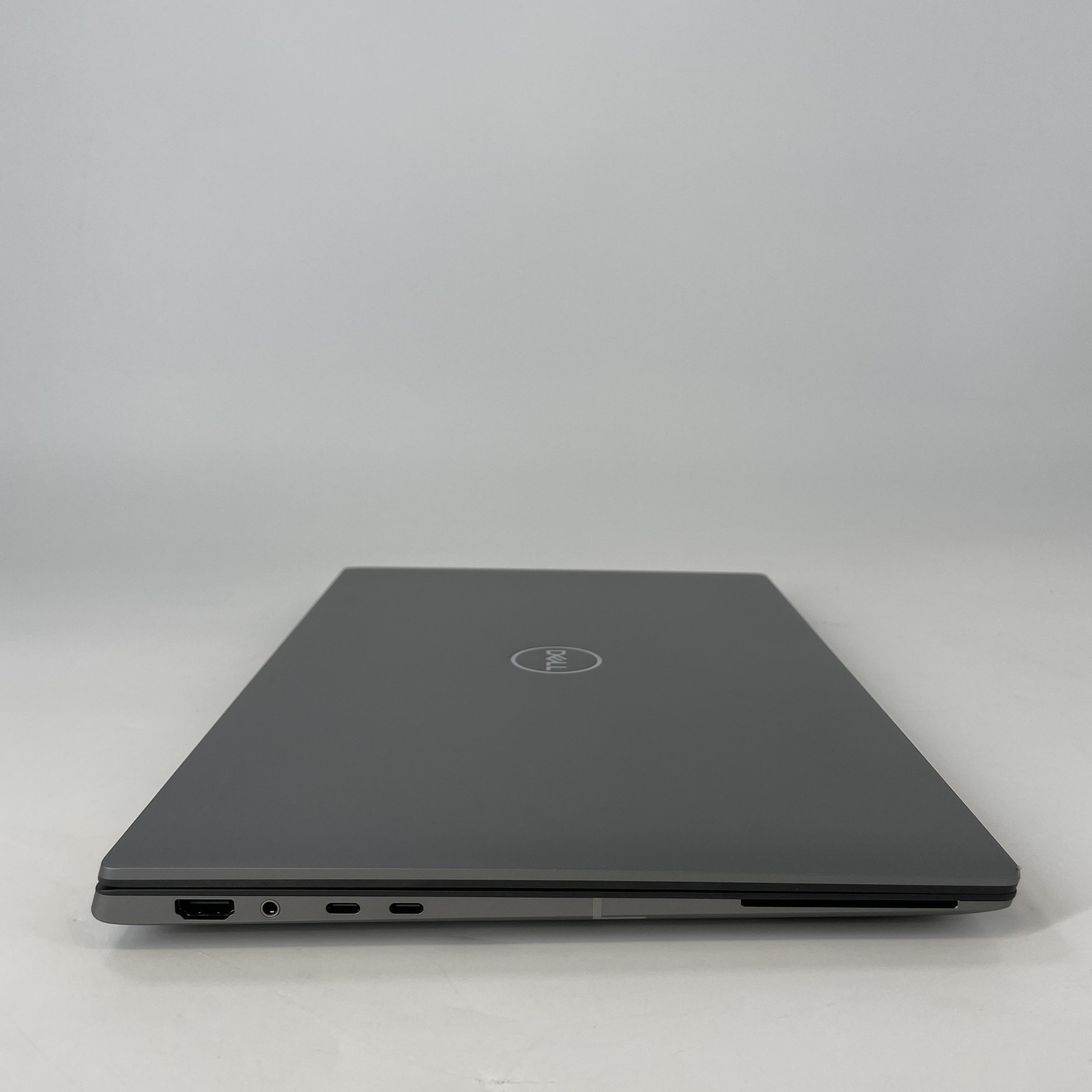 Dell Precision 5680 16 FHD+ 2.4 GHz i7-13700H 32GB 512GB SSD RTX A1000 Very Good