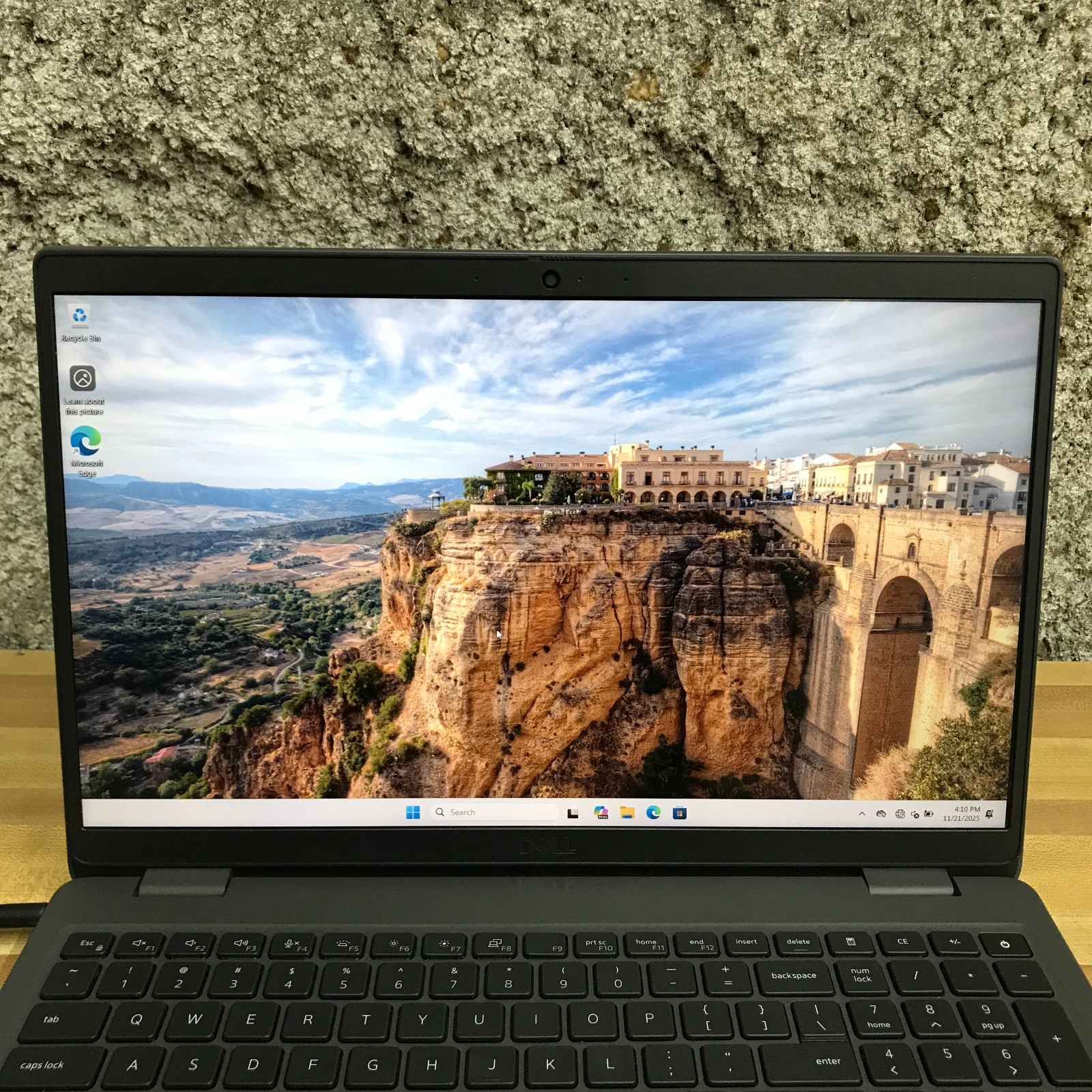 Dell Latitude 3540 Laptop i5-1335U 16GB DDR4 RAM 256GB M.2 SSD (Windows 11 Pro)