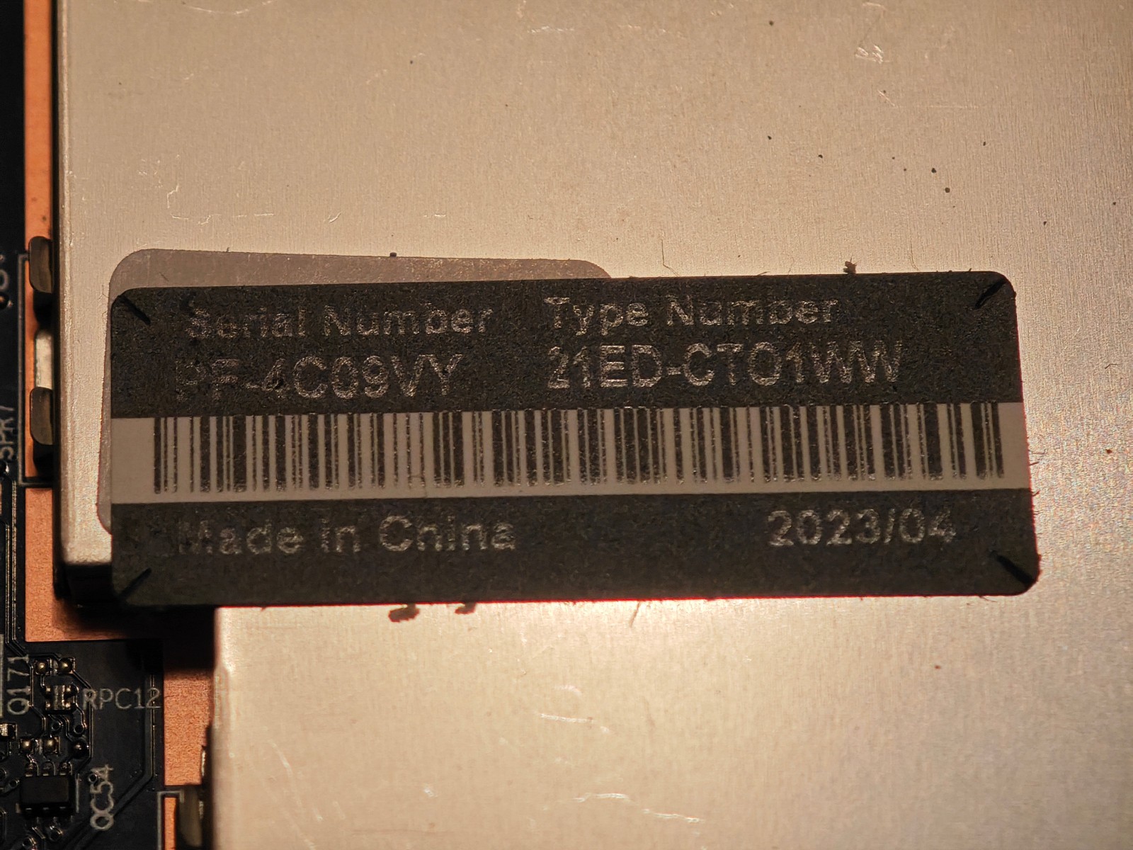 Lenovo ThinkPad E15 Gen 4; NO SSD, 4GB RAM, AMD Ryzen 3 5000; BROKEN SCREEN