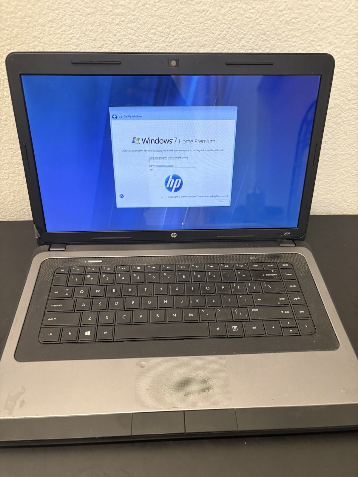 HP 2000 Laptop Windows 7 Home Premium 15.6” AMD WiFi Webcam Charger