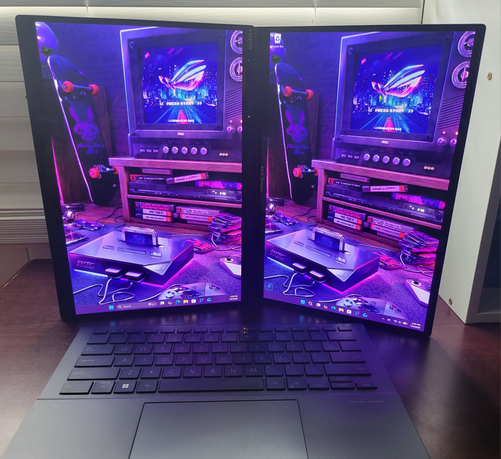 ASUS Zenbook DUO Dual 14 3K OLED Touch Laptop Intel Core Ultra 9 /32GB/ 1TB SSD
