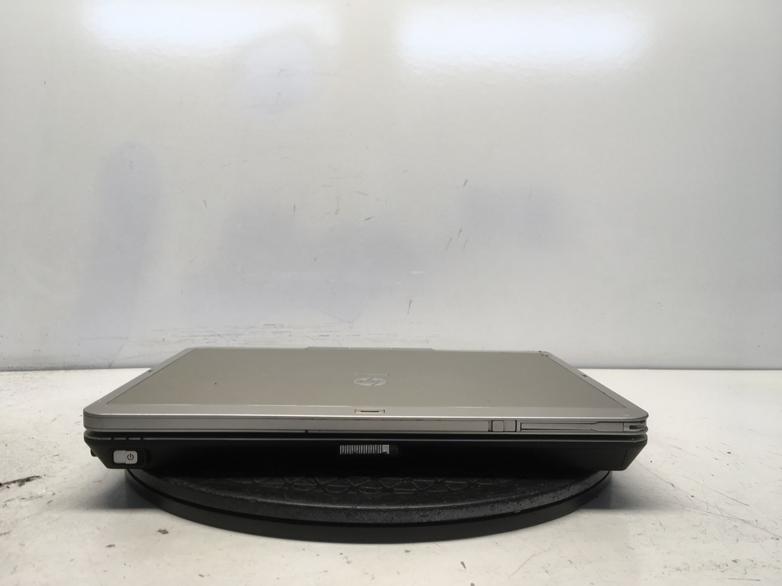 HP EliteBook 2760P Intel i5-2410M 2.3GHz 8 GB NO HDD No Batt