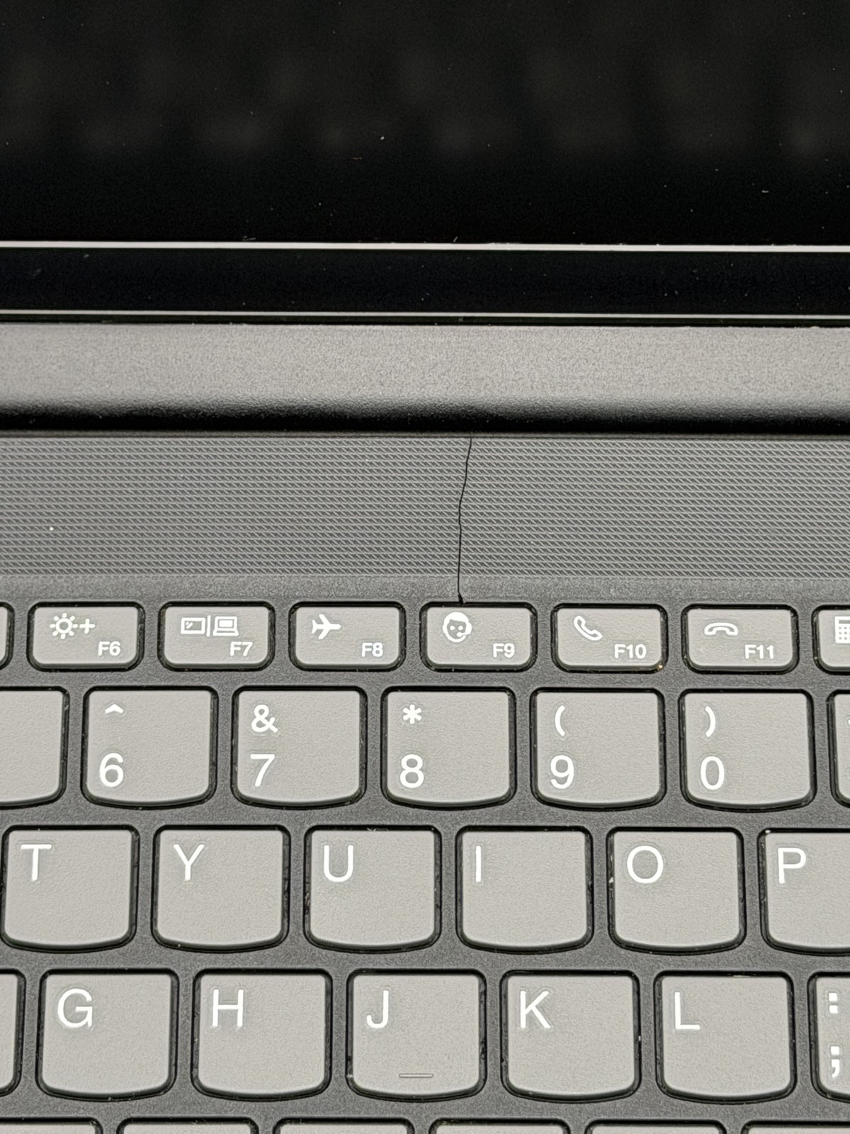 Lenovo V15 (G2) ITL 15.6″ -i3-1115G4- 8GB 256GB No OS Read