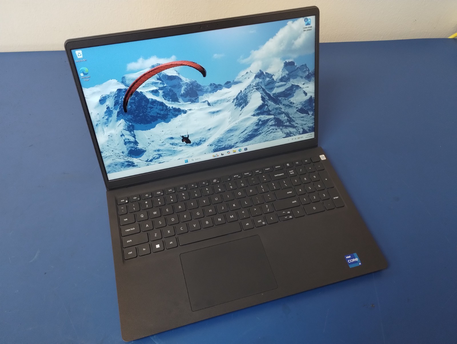 DELL 15 DC15250 H5YXJ, Intel Core i7-1355U, 1.70 GHz, 16 GB RAM, 1 TB M.2