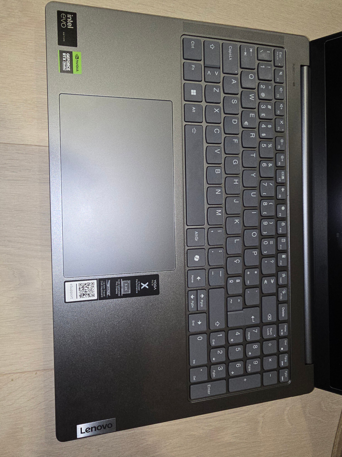 Lenovo Yoga PRO 9 Computer 16” | Ultra 9 185H | RTX 4070 | 64GB | 1TB SSD