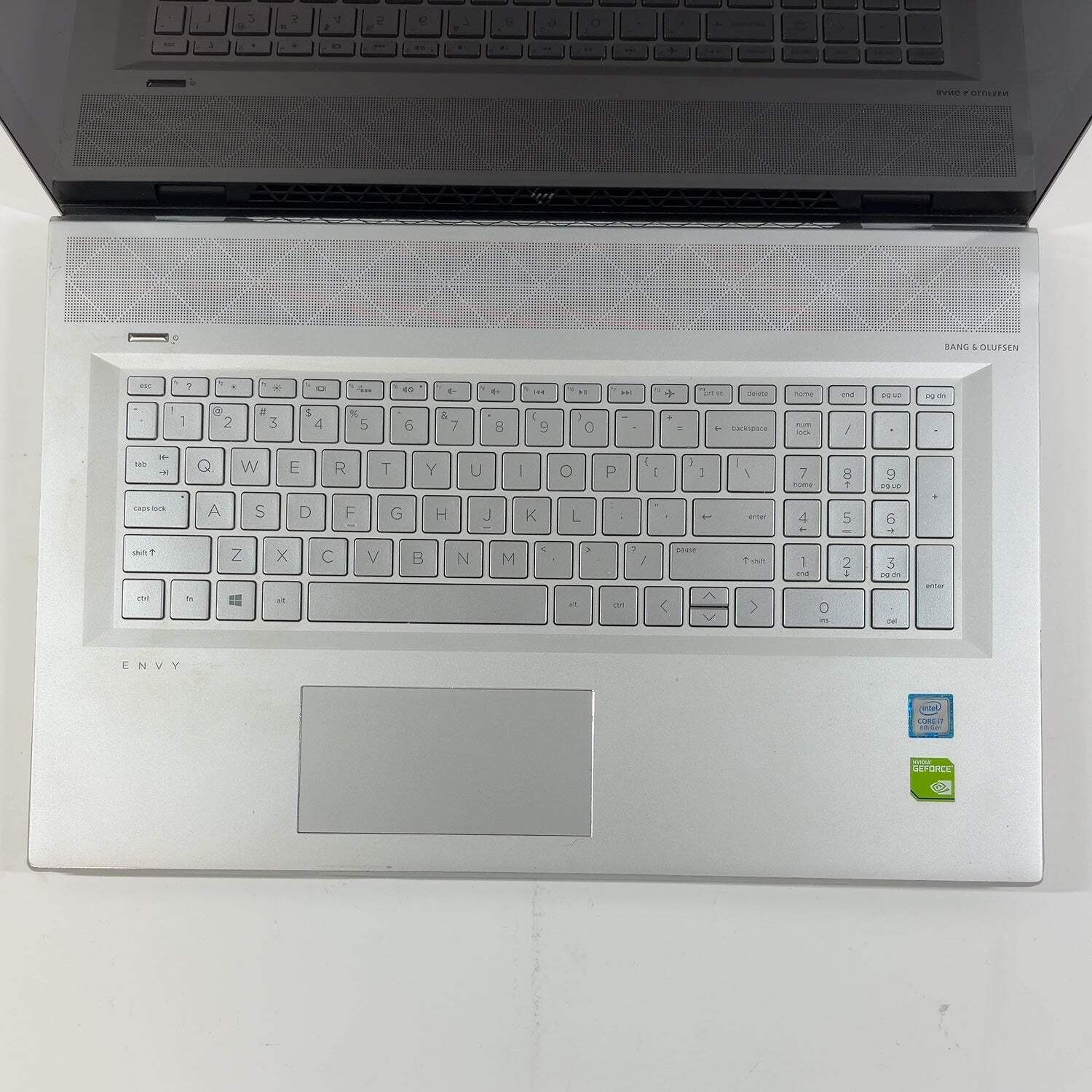 HP Envy 17T-BW000 17.3″ i7-8550U 1.9GHz 16GB RAM 128GB SSD GeForce MX150