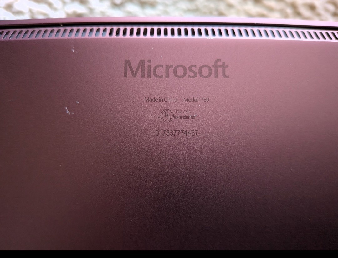 Microsoft Surface pro I7 8gb Ram With 230gb