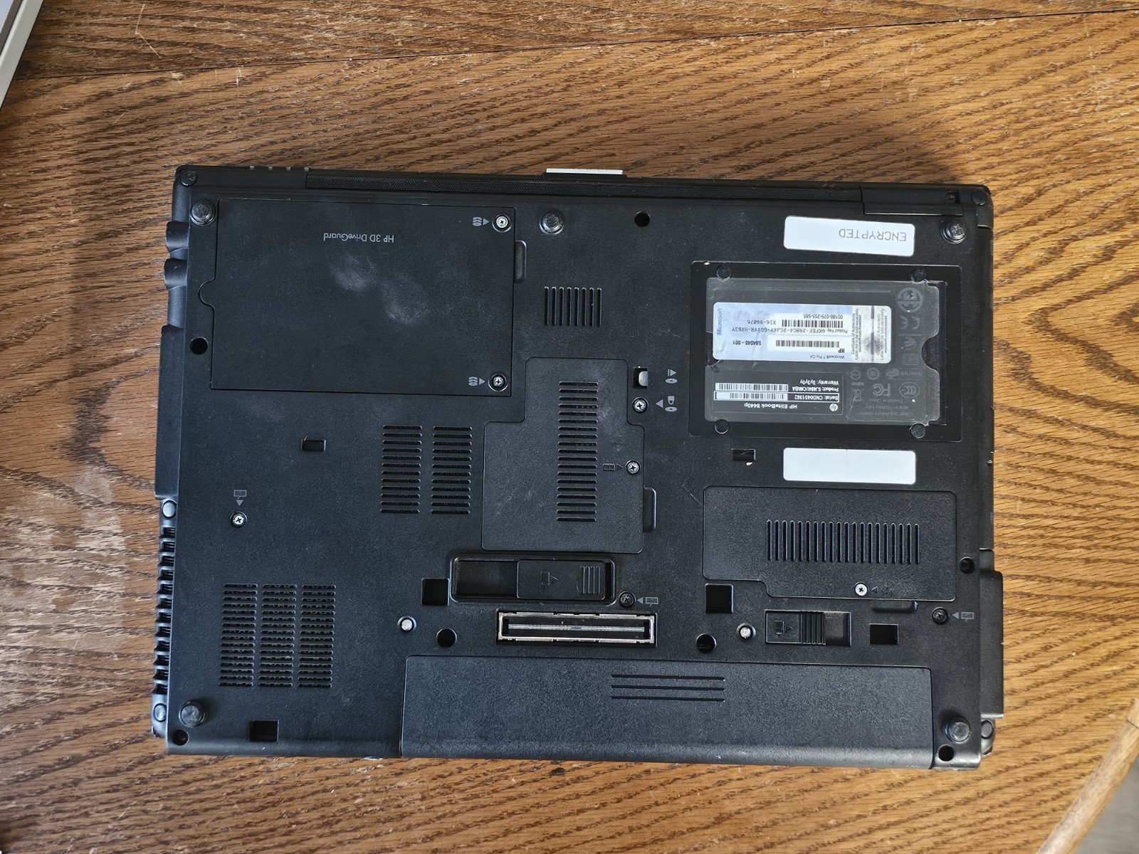 2 HP ELITEBOOKs: 8440P & 8460P – INTEL I5 M540 / 2520M – both sorta BOOT UP