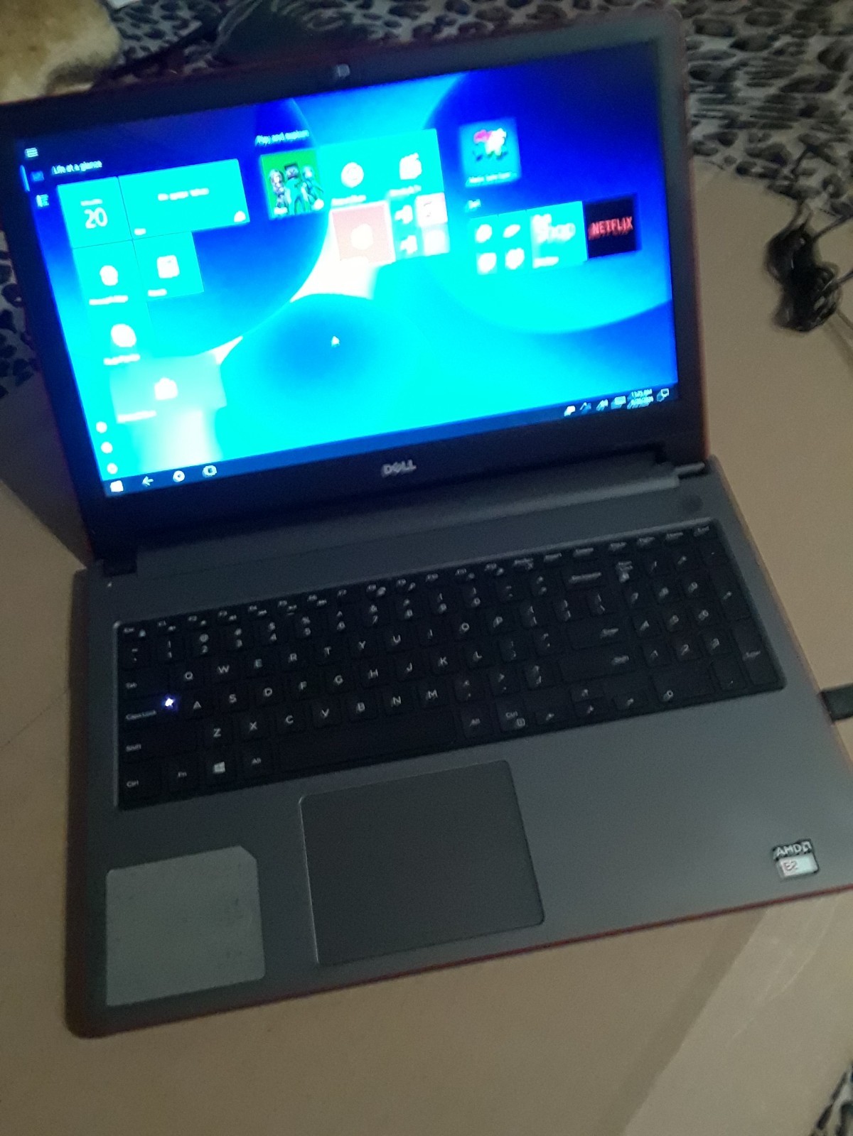 DELL INSPIRON 15 5000 TOUCHSCREEN FULL CHARGED NO CHARGER USED