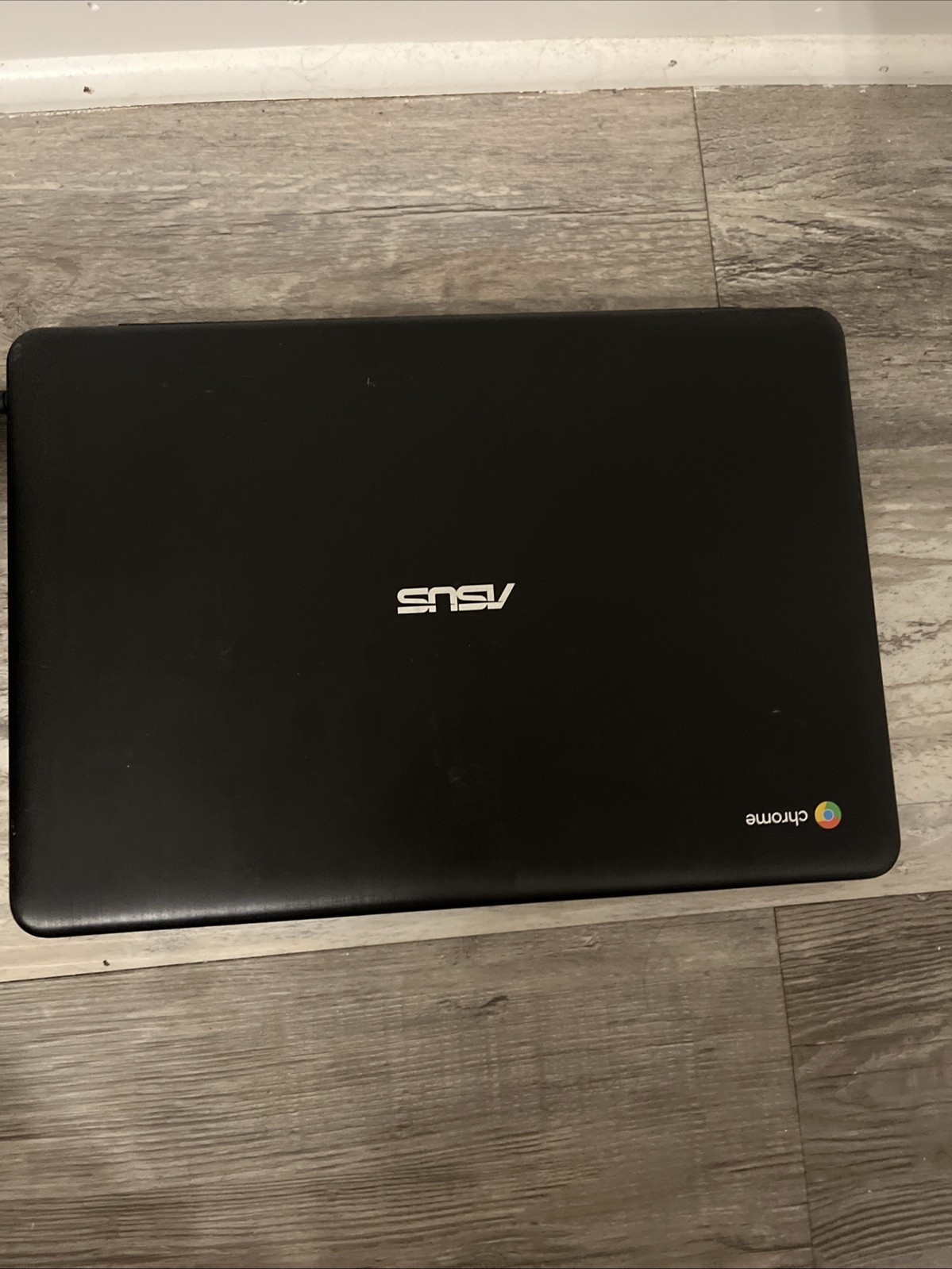 ASUS Chromebook C300 Intel Celeron N3060 Laptop 4GB RAM, 16GB SSD,Webcam & Cable