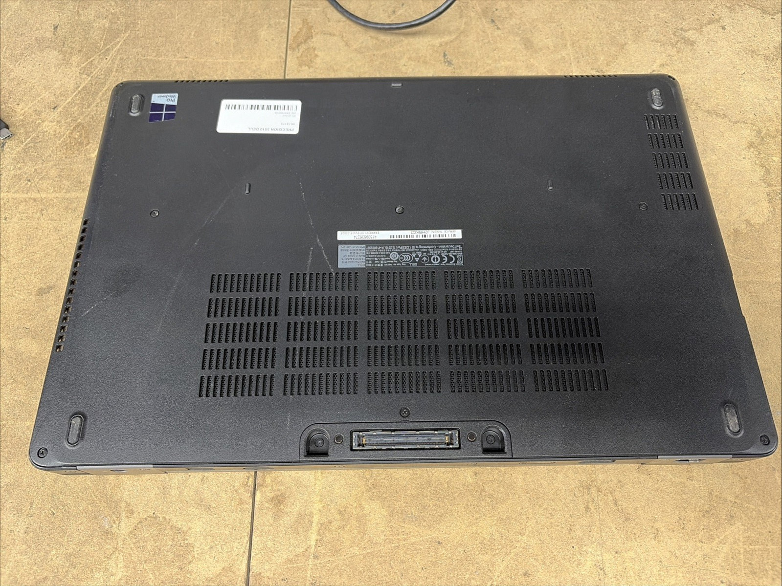 Dell Precision 3510 15.6″ FHD E3-1505M V5 8GB RAM No OS/SSD