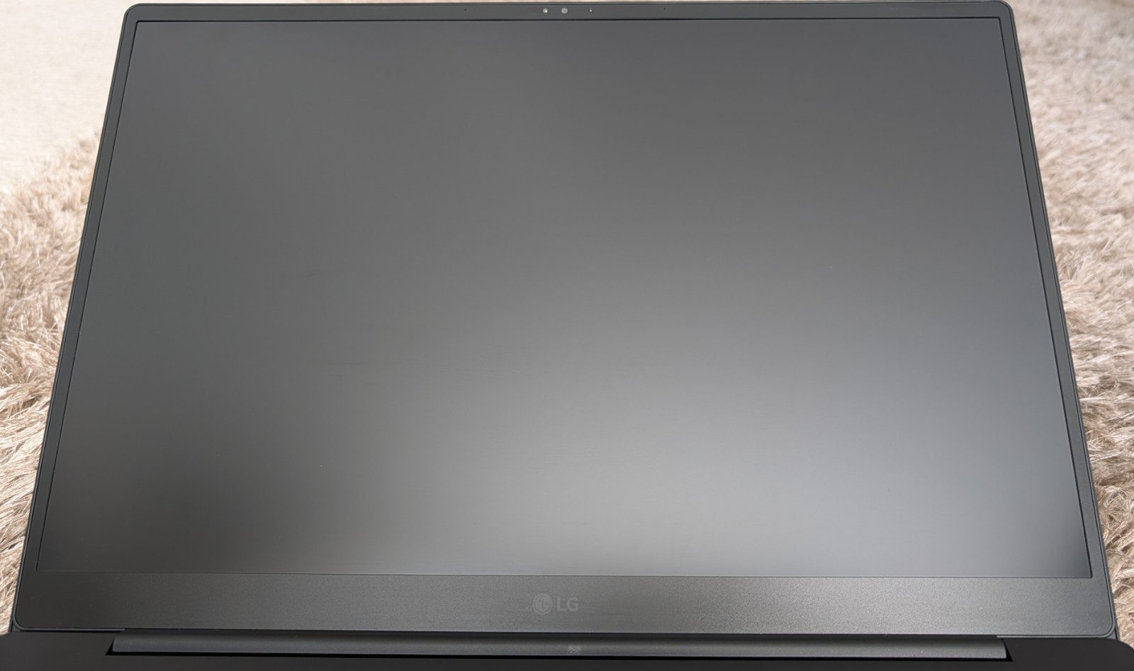 LG Gram 16 Laptop 16Z90TS-G.AUG9U1 Core Ultra 9 Series 2 32GB RAM 2TB SSDs IPS