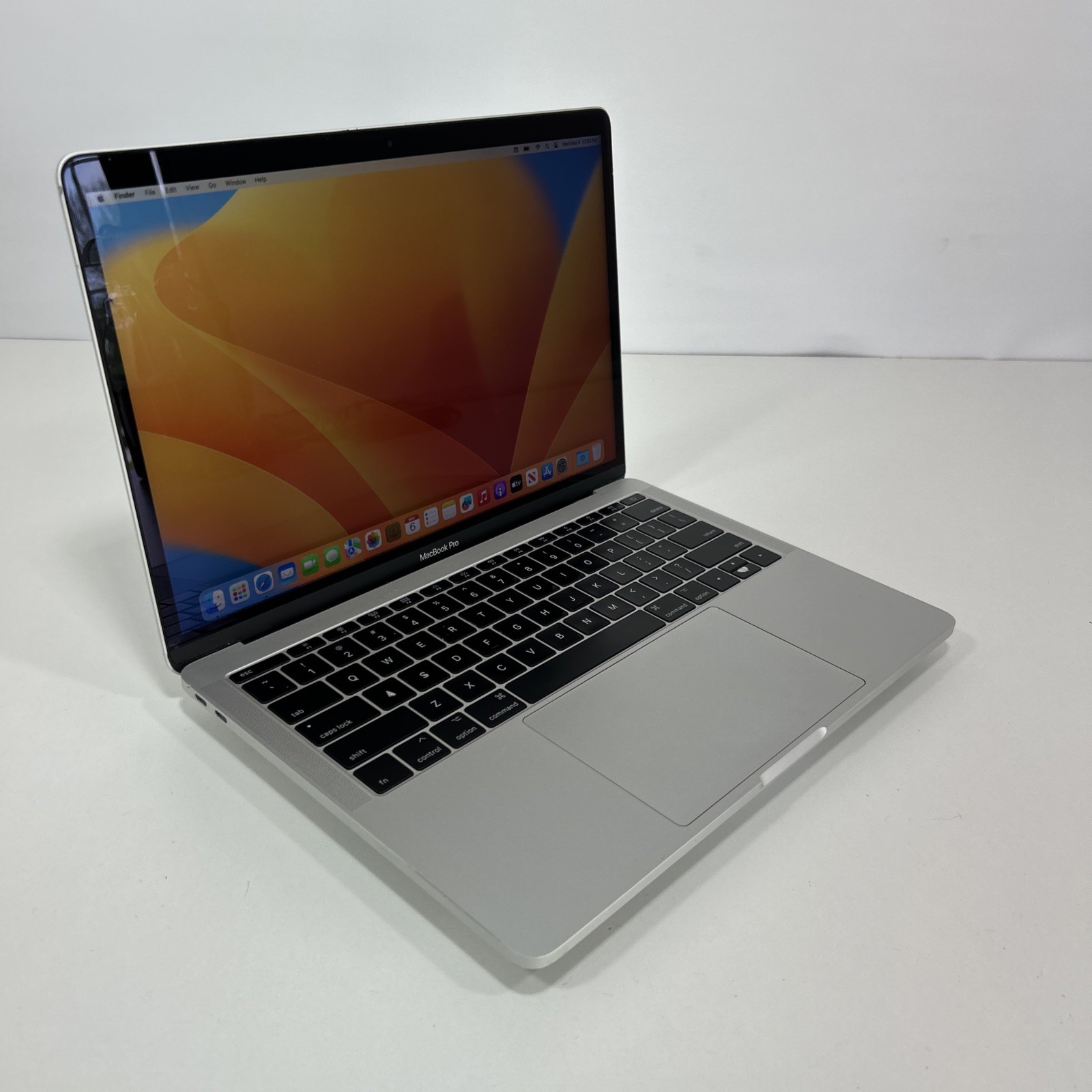 Apple MacBook Pro A1708 Core i5 2.30GHz 8GB Ram 120GB SSD 13.3″ macOS Ventura
