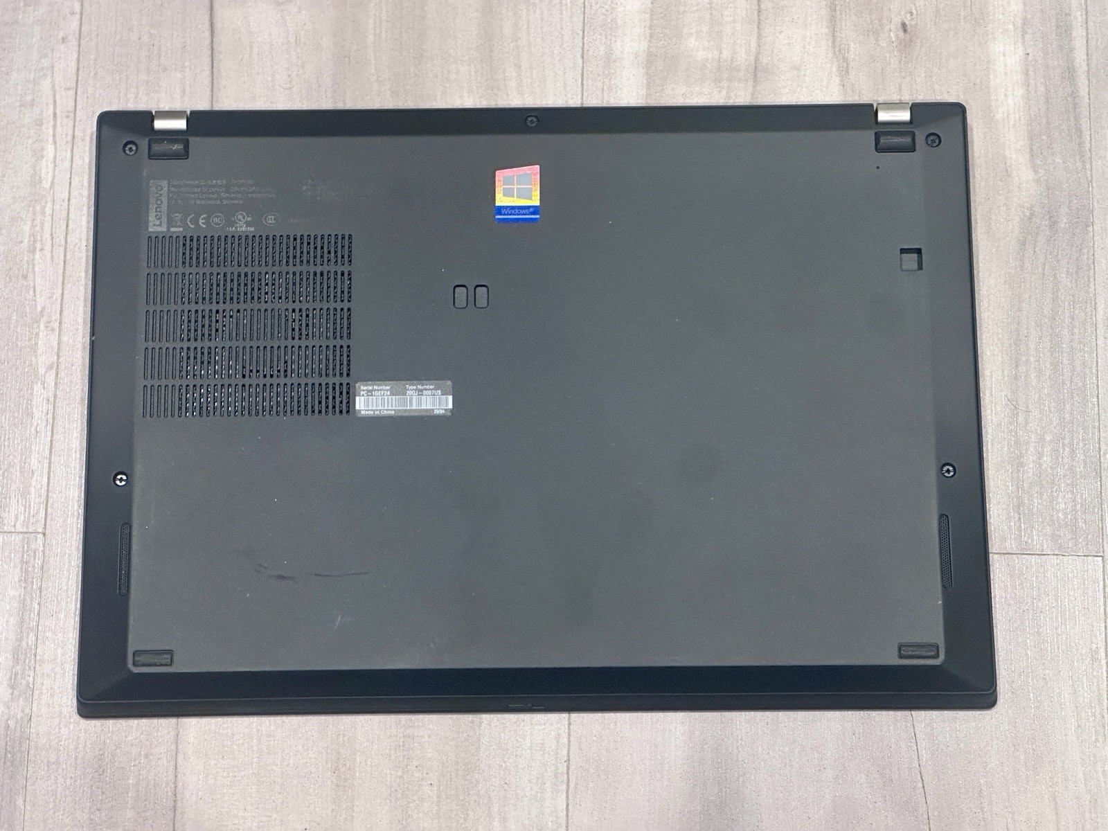 Lenovo ThinkPad T495s 14″ Ryzen 7 Pro 3700U 16GB RAM 512GB SSD Win 11 Pro