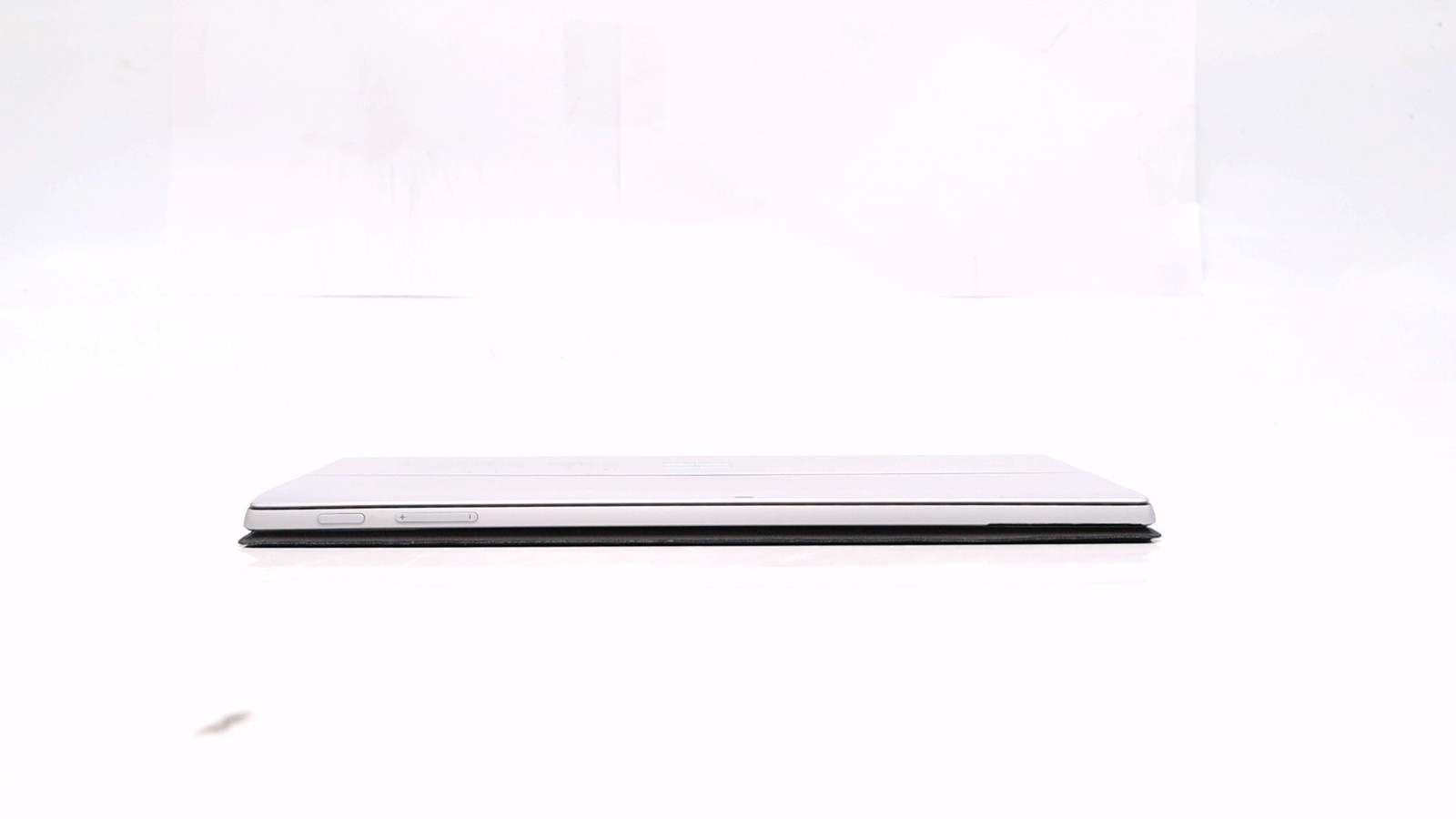 Microsoft Surface Pro 12″ i5-7300u 0GB 256GB – Fair READ DESC