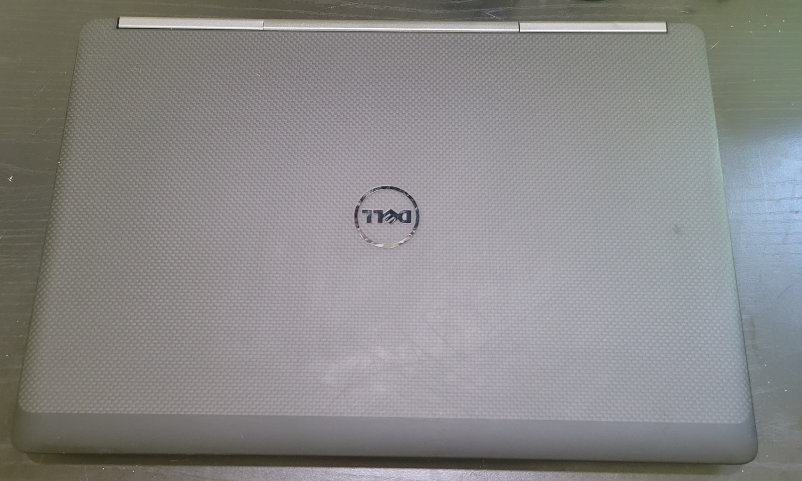 Dell Precision 7720 / 16GB RAM / 256GB+1TB / Core i7-7920HQ / 6GB Quadro P3000