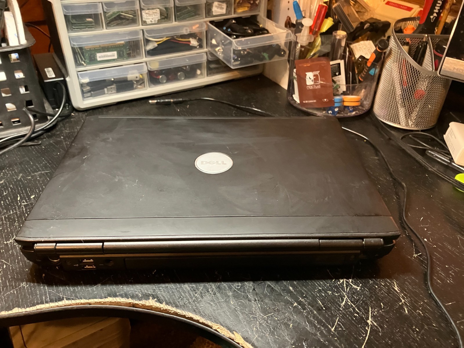Dell Vostro 1500 Vintage Laptop 15″ C2D 1.4GHz 4GB RAM 120GB SSD Win XP HD Wifi