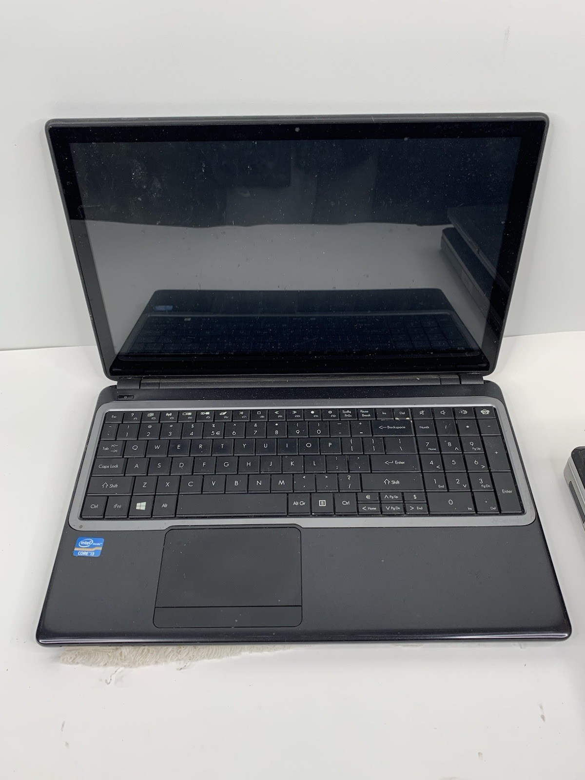 Lot of 3 Laptops Gateway Z5WTC, Dell E6420, Compaq V5000 FOR PARTS ONLY UNTESTED