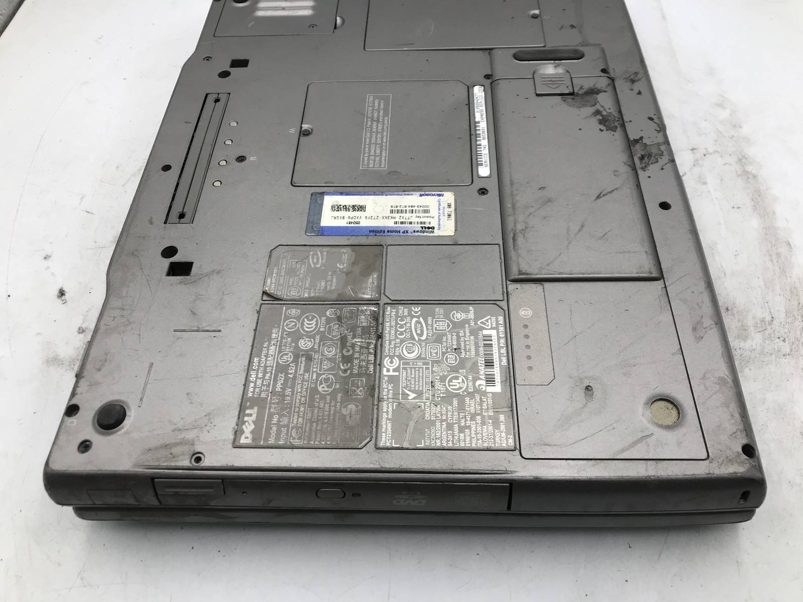 DELL INSPIRON 8500 – FOR PARTS/REPAIR – INTEL PENTIUM 4 – 256MB RAM – READ – BB!
