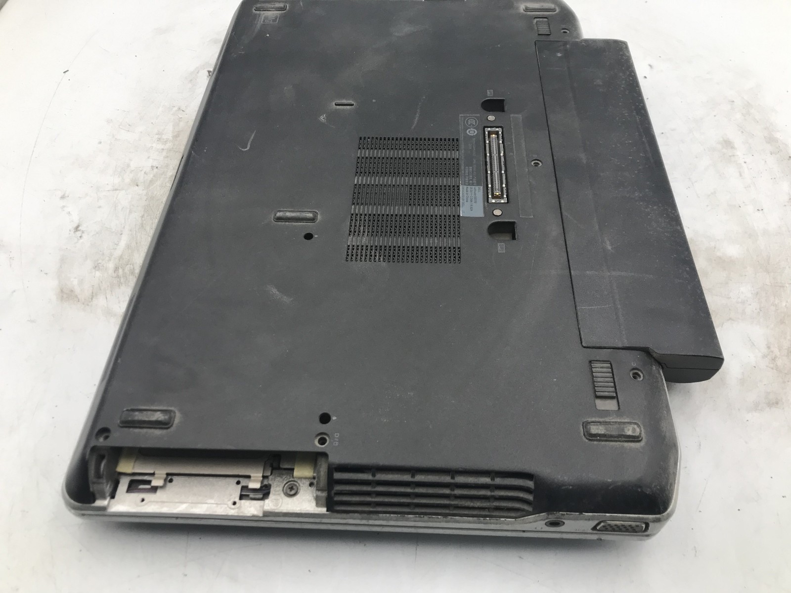 DELL LATITUDE E6330 – BOOTS TO BIOS – INTEL I5 3340M – NO RAM – READ DESCRIP -BB