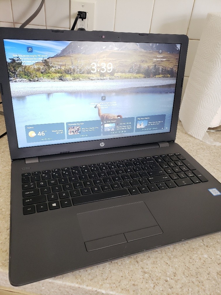 15.6″ HP 250 G6 INTEL CORE i5-7200U 500GB SSD 8GB RAM WIN 11 LAPTOP