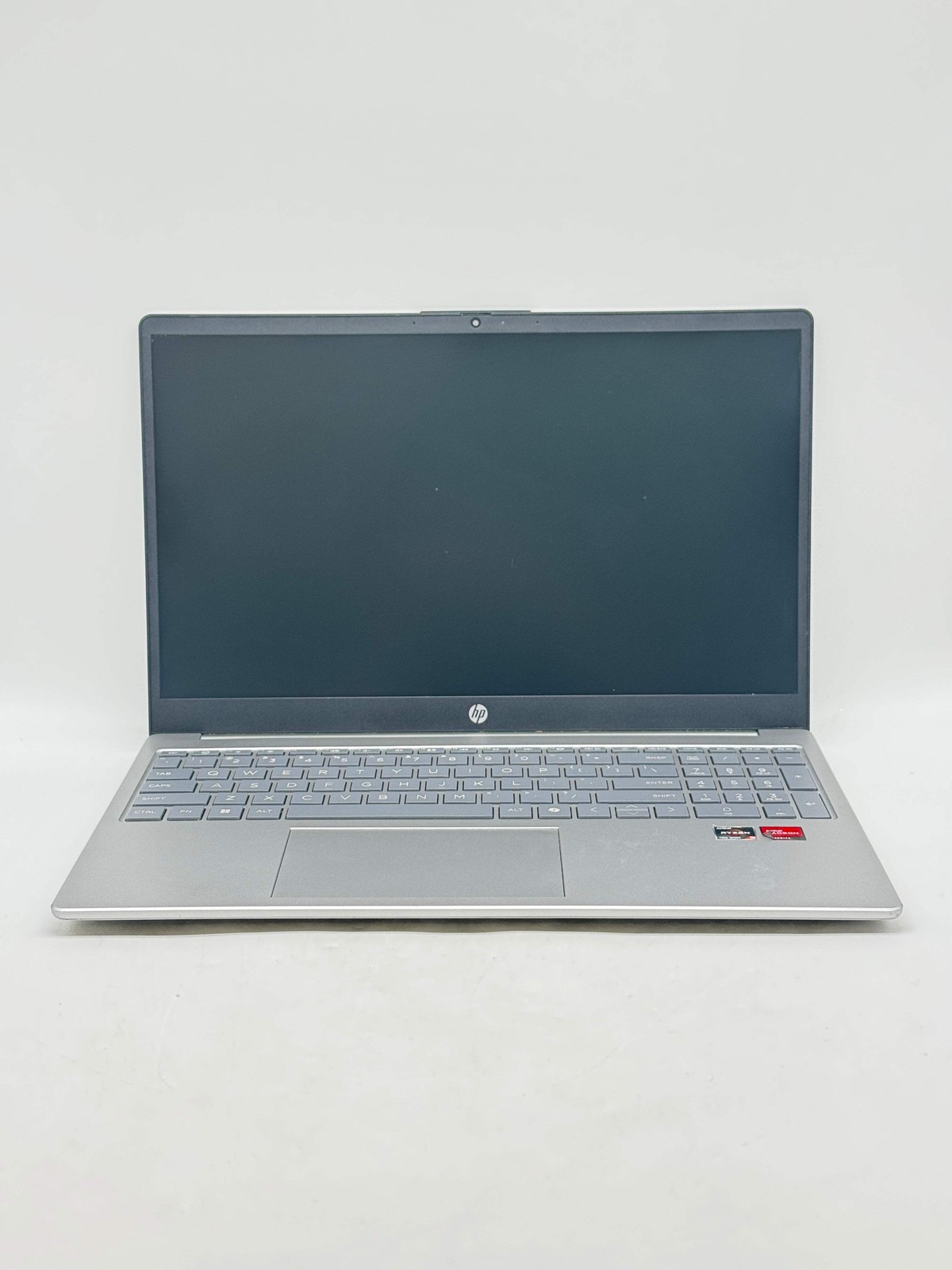 HP 15-fc0399nr 15″ Laptop Ryzen 3 7320U 8GB 256GB SSD Silver – For Parts