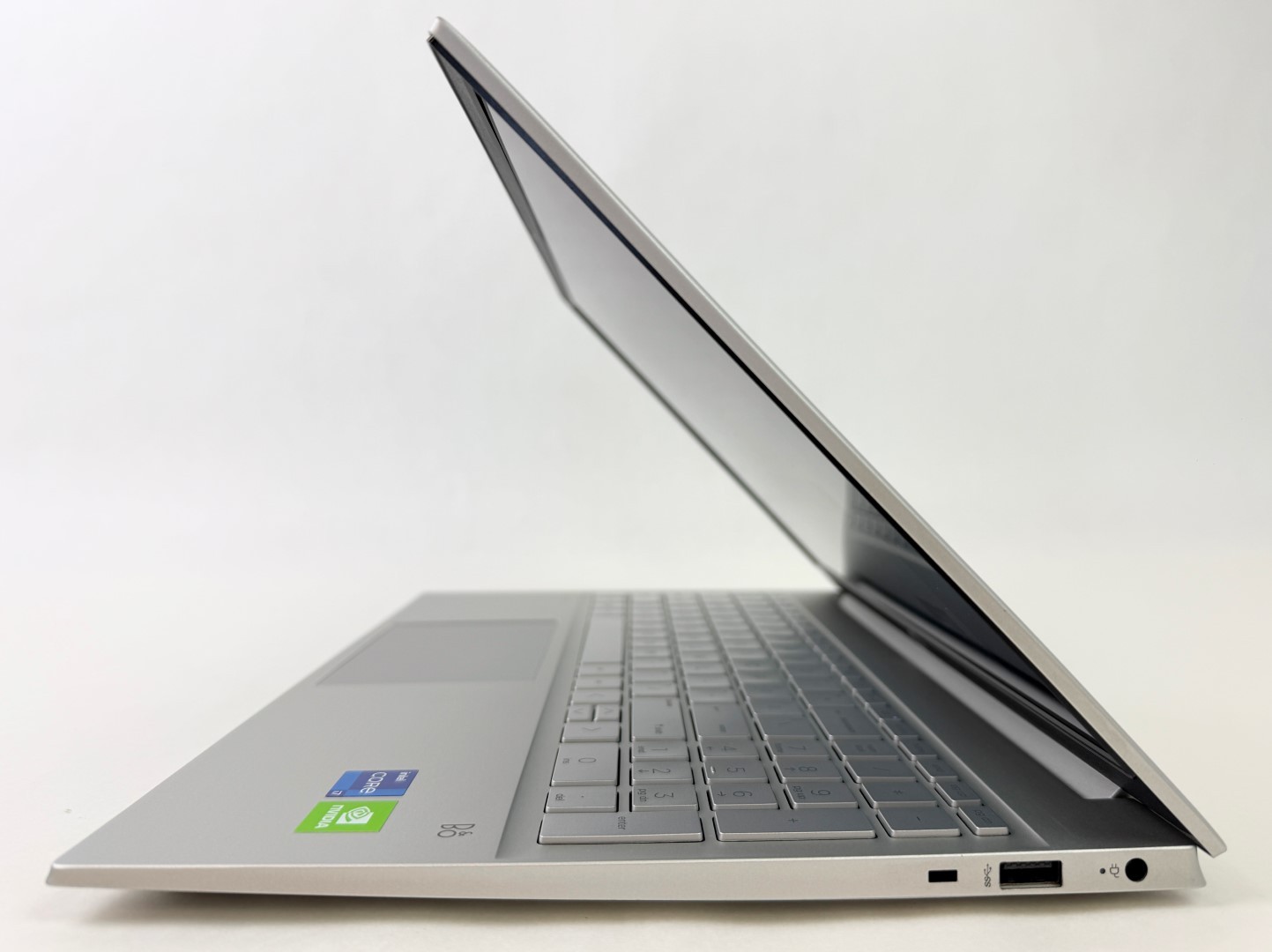 HP Pavilion 15-eg3055cl 15.6″ HD Touch i7-1355U 16GB 1TB SSD MX550 W11P