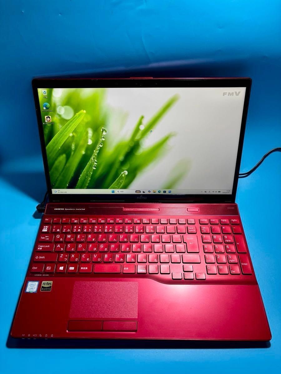 Fujitsu LIFEBOOK AH53/B3 8th generation i7 high speed SSD Notebook PC 17