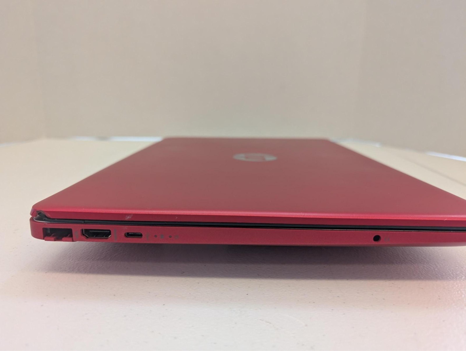 HP Notebook (Intel Pentium Gold 6405U) – 8GB RAM, 128GB NVME SSD + 500GB HDD