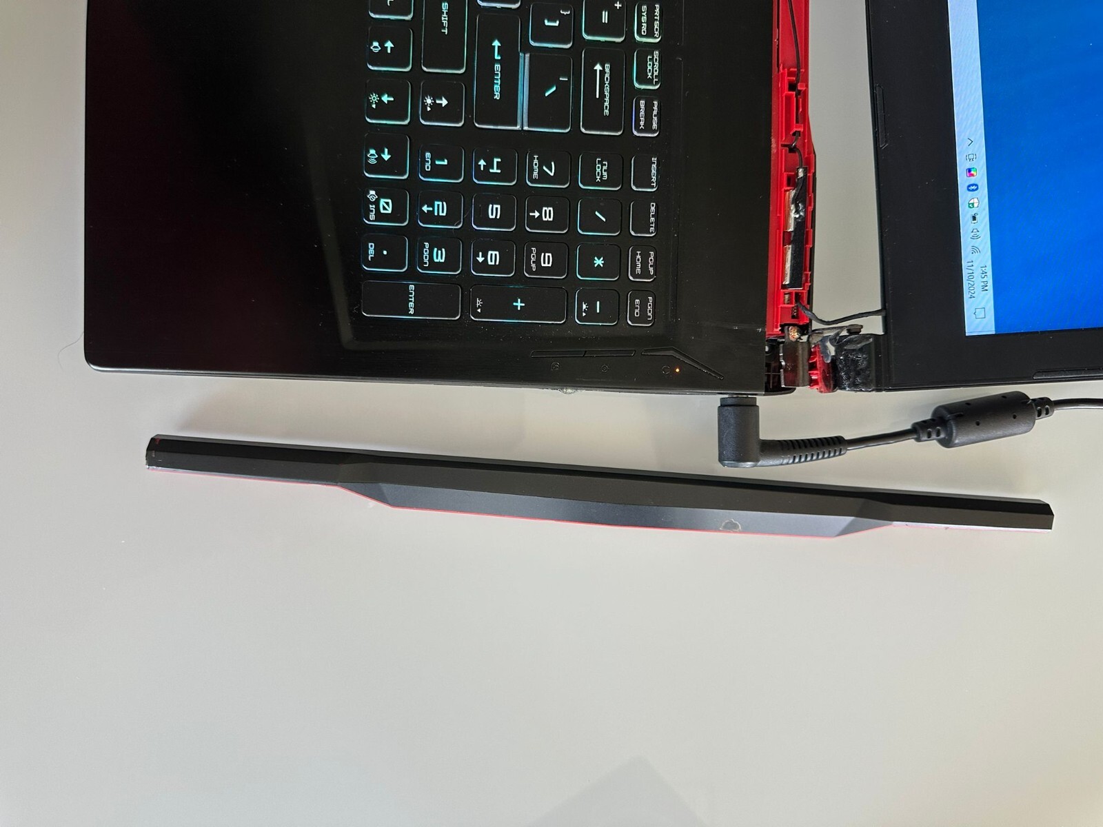 MSI GE63 Raider Gaming Laptop – Intel Core i7, GTX 1060 – For Parts/Repair.
