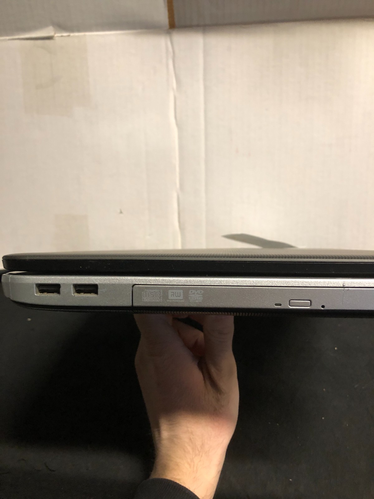 Dell Vostro 2520 15.6in 300 GB HD 2 GB RAM i3-2328M @2.3GHz win 7 no battery