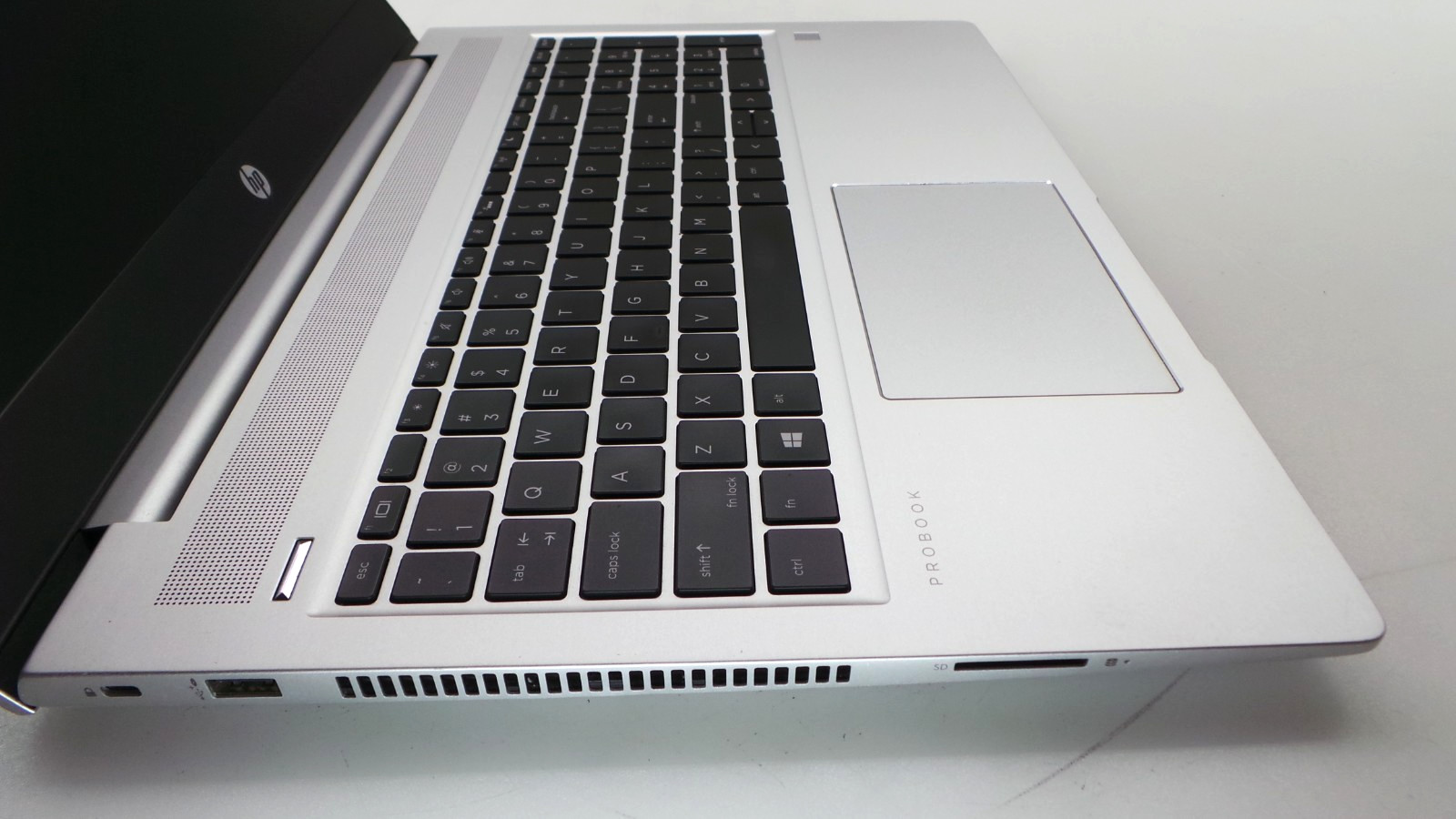 HP ProBook 455 G6 | 15.6″ | AMD Ryzen 5 2500U | 8GB RAM 256GB NVMe | WIN 11 PRO