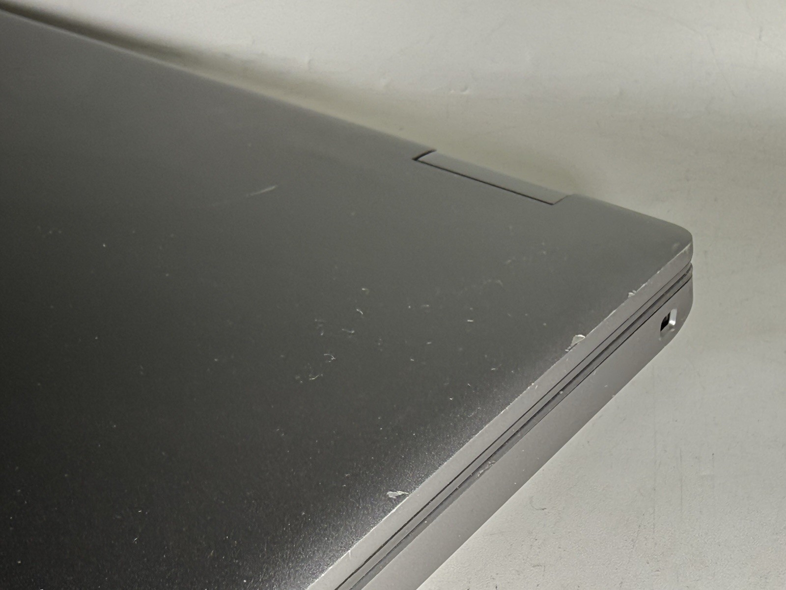 Dell Precision 7670 16″ i7-12850HX 32GB 512GB RTX A2000