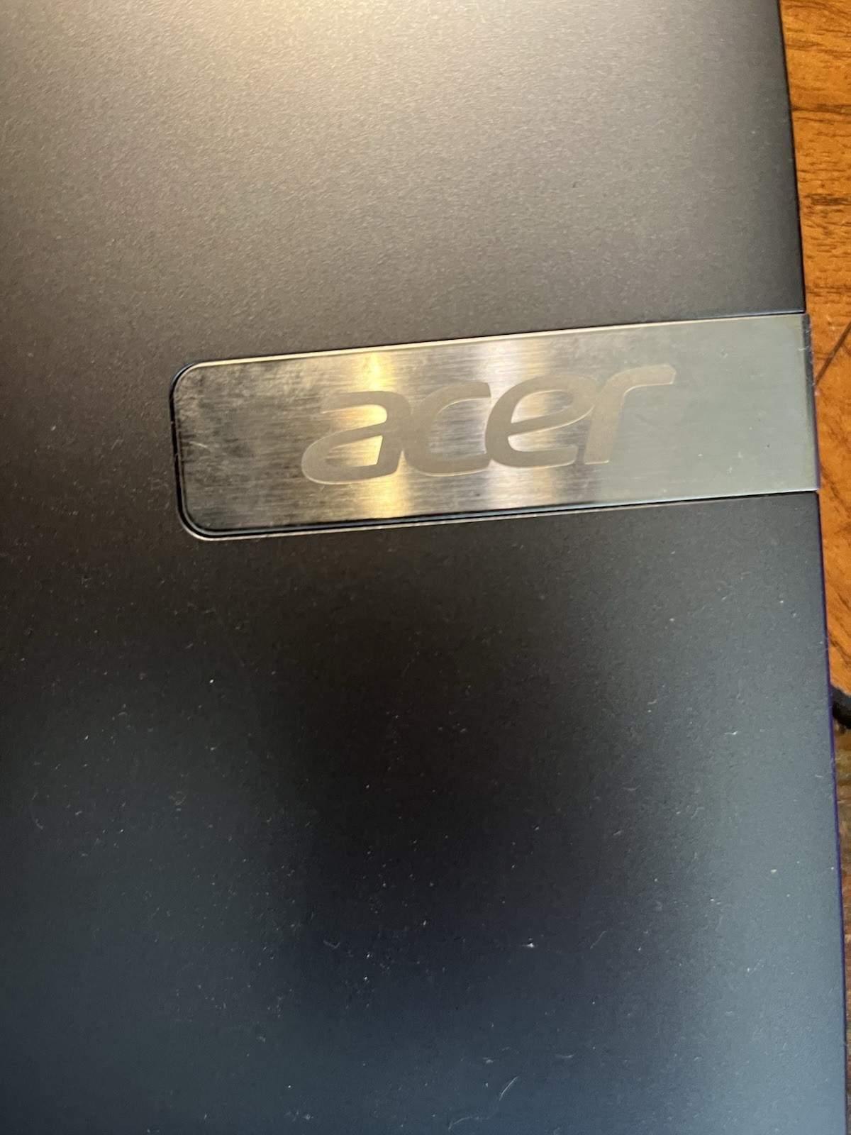 Acer Aspire E1-731-4656 17.3in Pentium 4GB 500GB HDD Windows 8 Silver